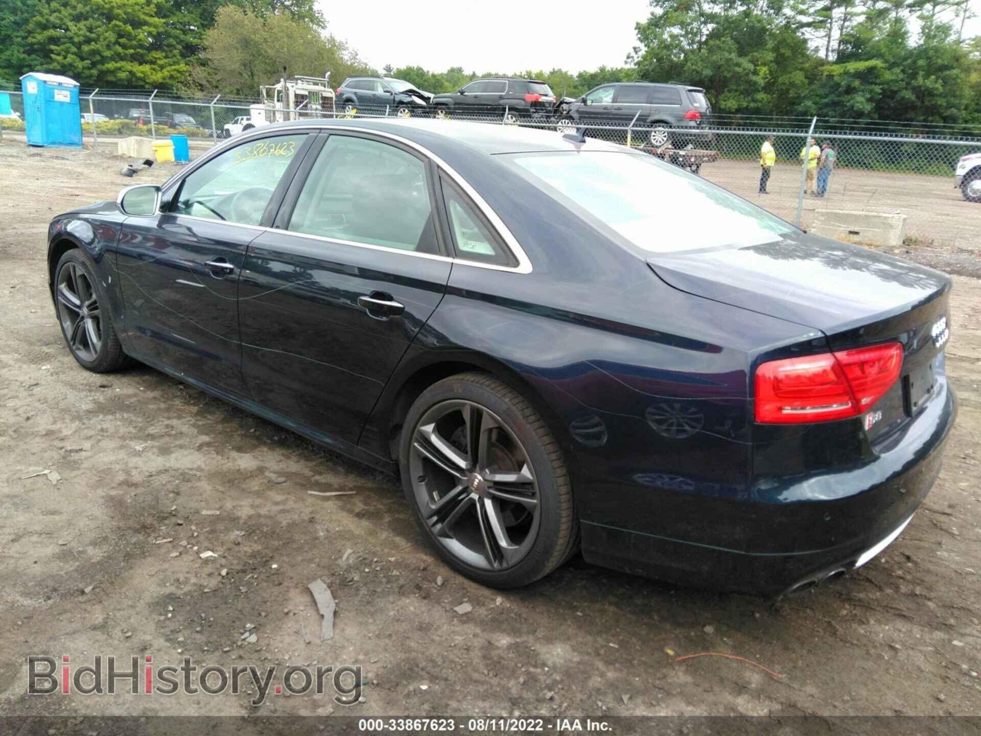 2014 AUDI S8 - VIN: WAUD2AFD9EN005748 - Фото 3