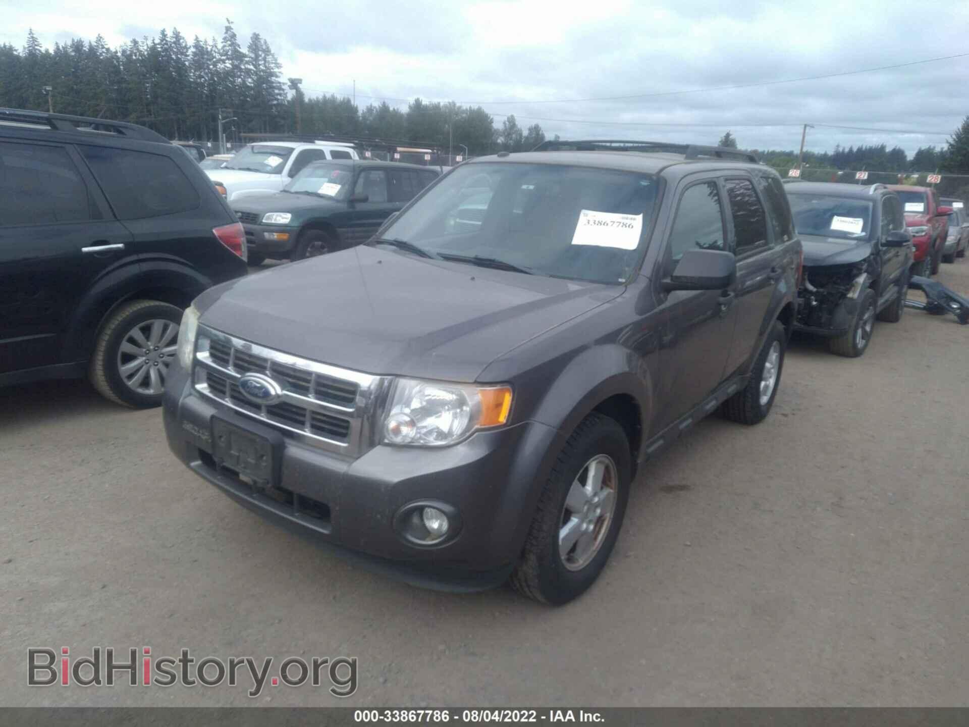 2011 FORD ESCAPE - VIN: 1FMCU9D78BKB27739 - Фото 2