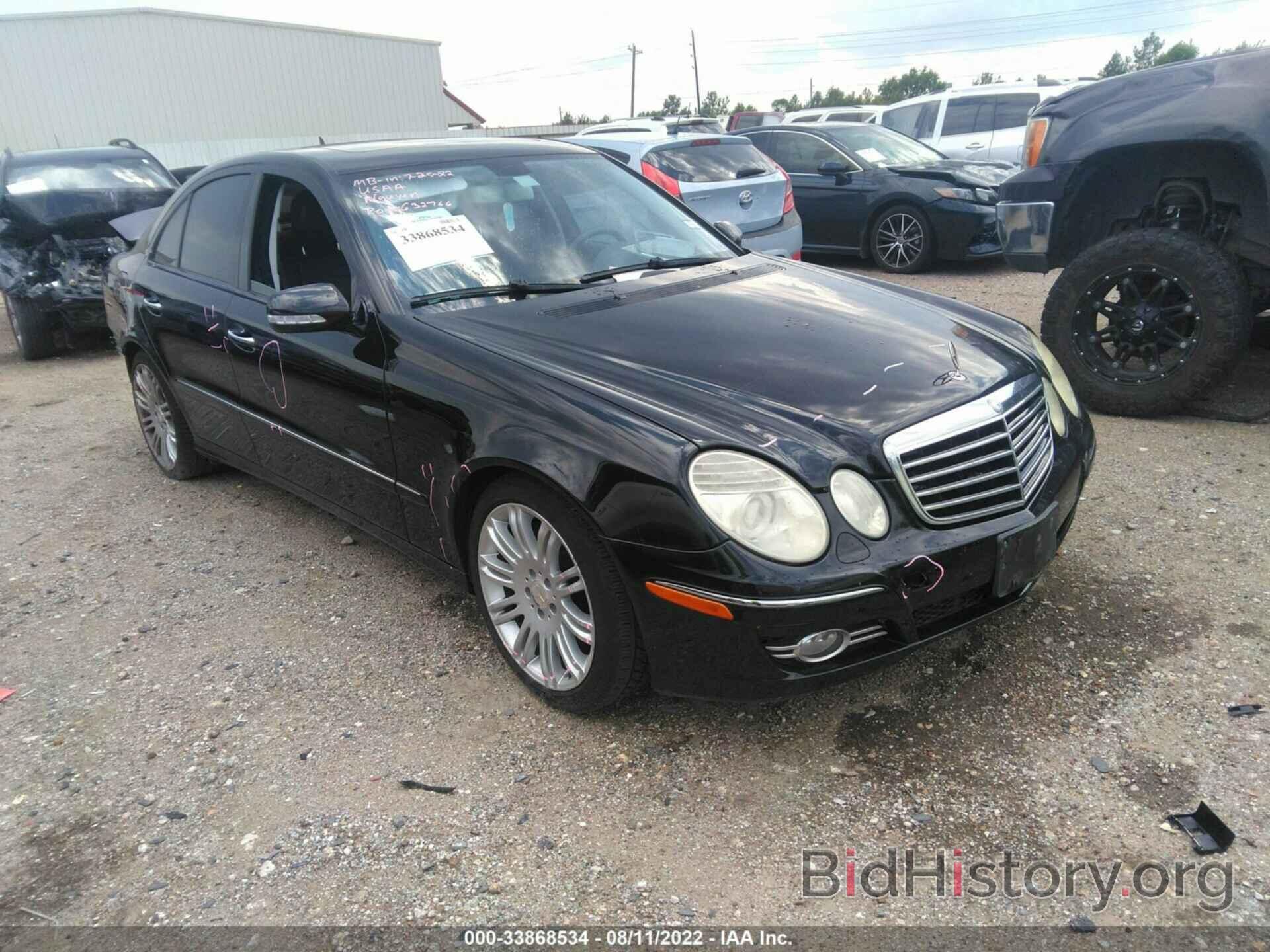 Photo WDBUF56X18B215886 - MERCEDES-BENZ E-CLASS 2008