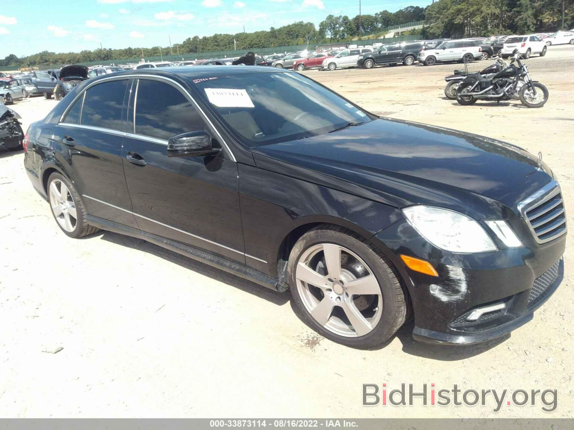 Photo WDDHF5GBXBA280857 - MERCEDES-BENZ E-CLASS 2011