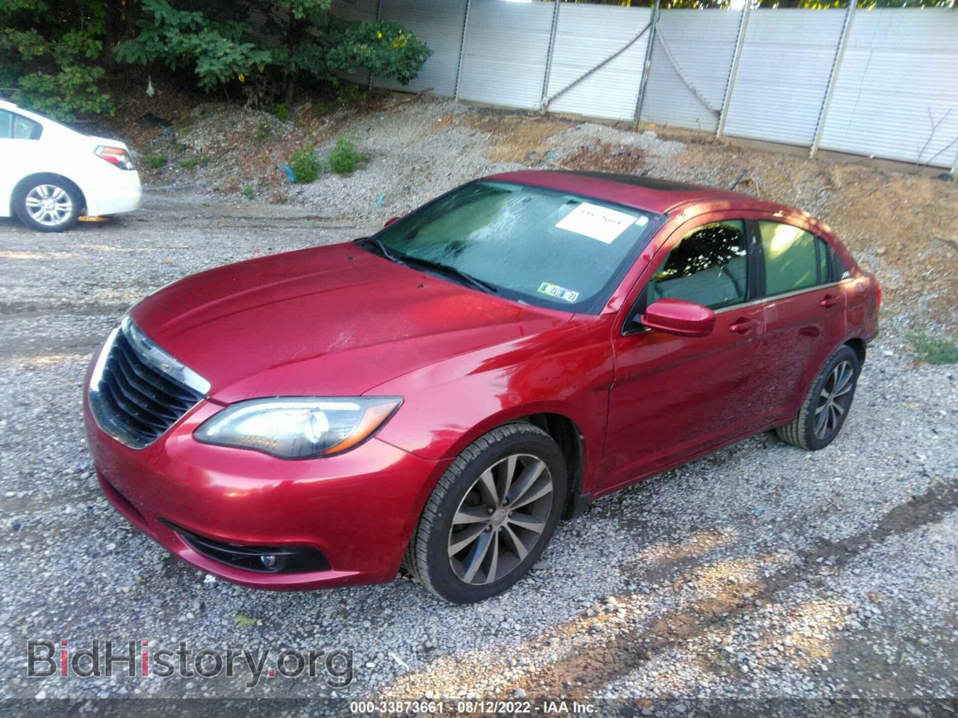 2013 CHRYSLER 200 - VIN: 1C3CCBCG2DN699296 - Фото 2
