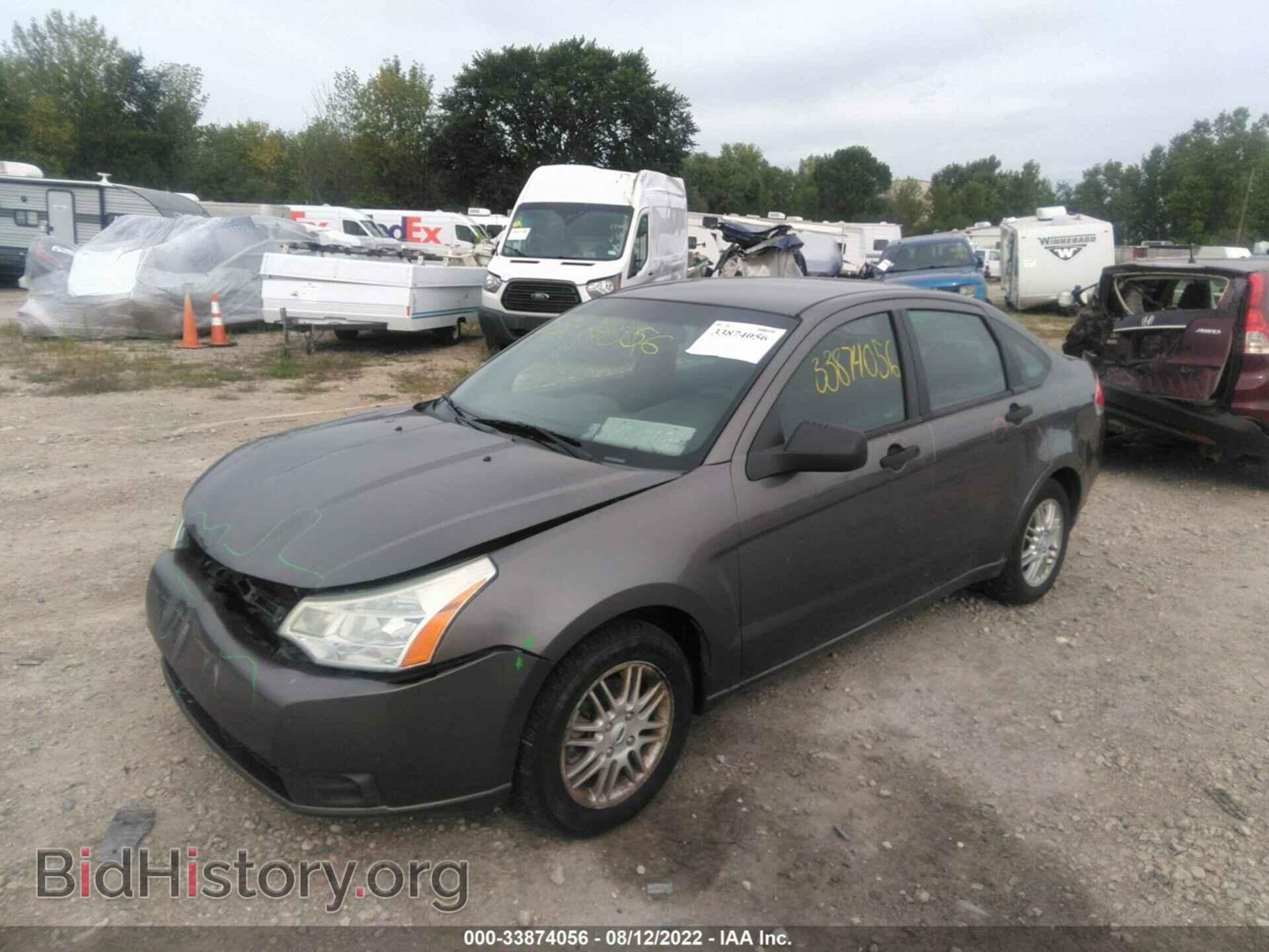 2009 FORD FOCUS - VIN: 1FAHP35NX9W207550 - Фото 2