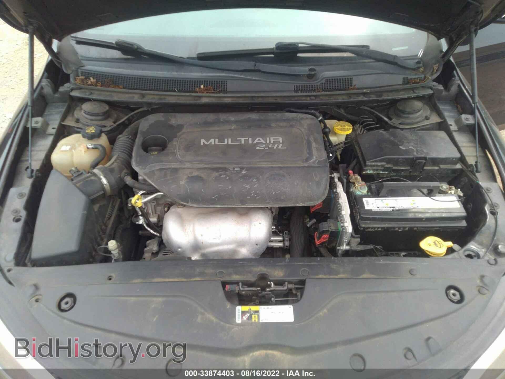 2015 CHRYSLER 200 - VIN: 1C3CCCAB1FN647030 - Фото 10