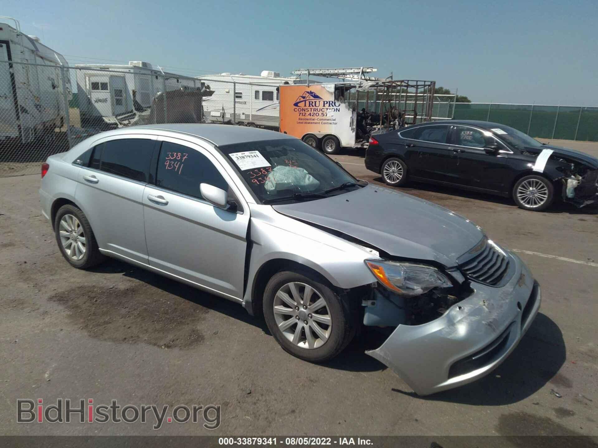 Photo 1C3BC1FB6BN576703 - CHRYSLER 200 2011