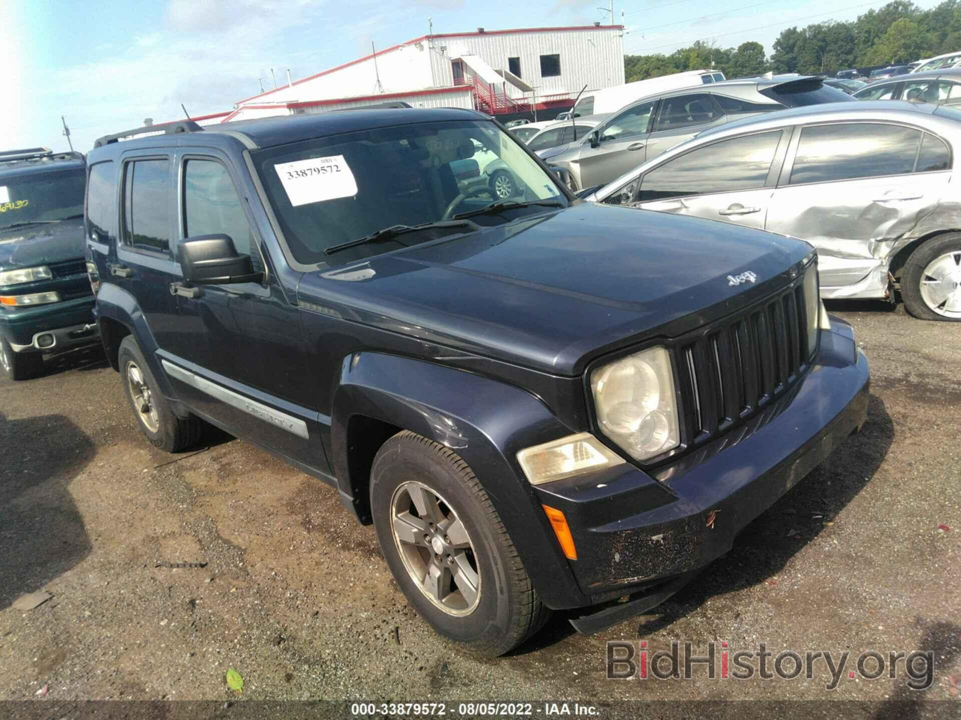 Photo 1J8GN28K98W234561 - JEEP LIBERTY 2008