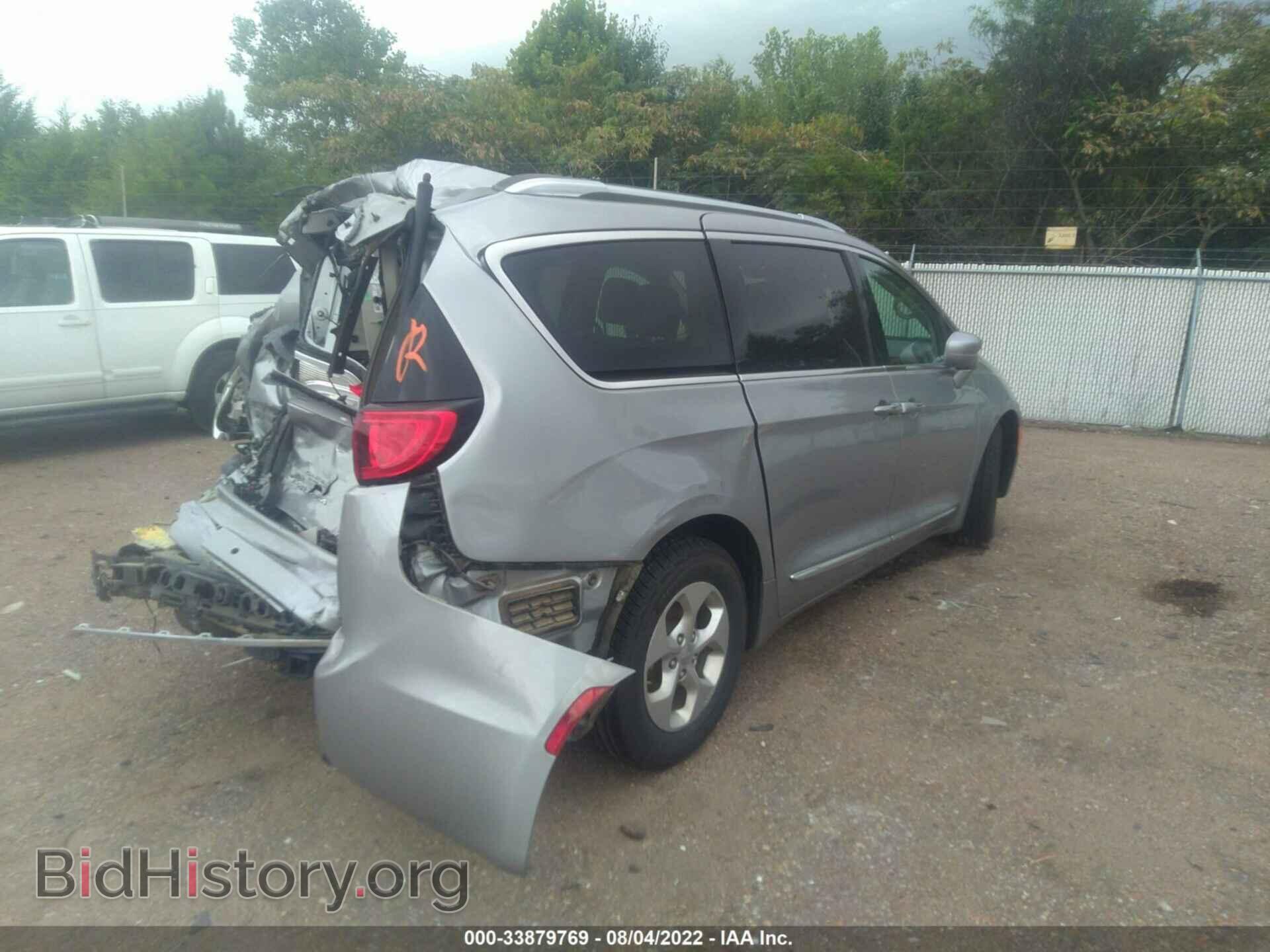 2017 CHRYSLER PACIFICA - VIN: 2C4RC1EG9HR778017 - Photo 4