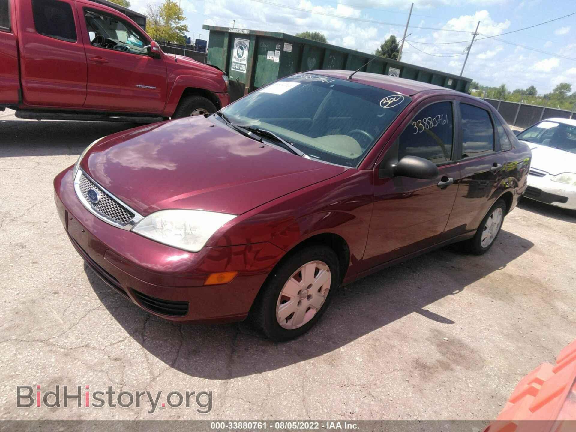 2007 FORD FOCUS - VIN: 1FAFP34N47W175068 - Фото 2