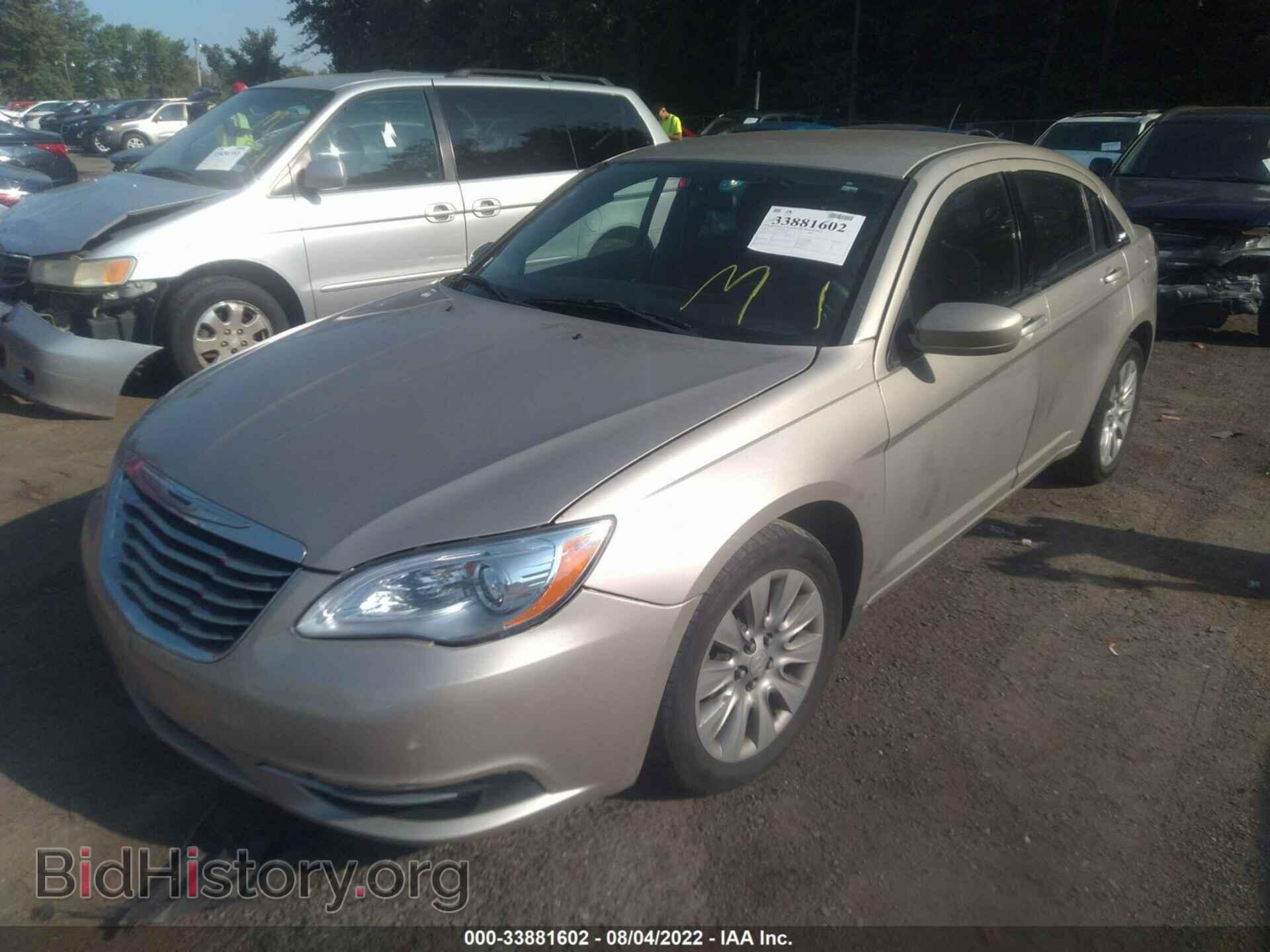 2014 CHRYSLER 200 - VIN: 1C3CCBAB7EN141839 - Фото 2
