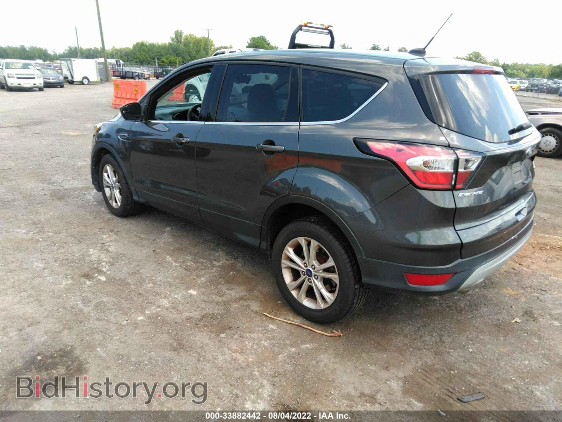 2017 FORD ESCAPE - VIN: 1FMCU0G95HUC02239 - Фото 3