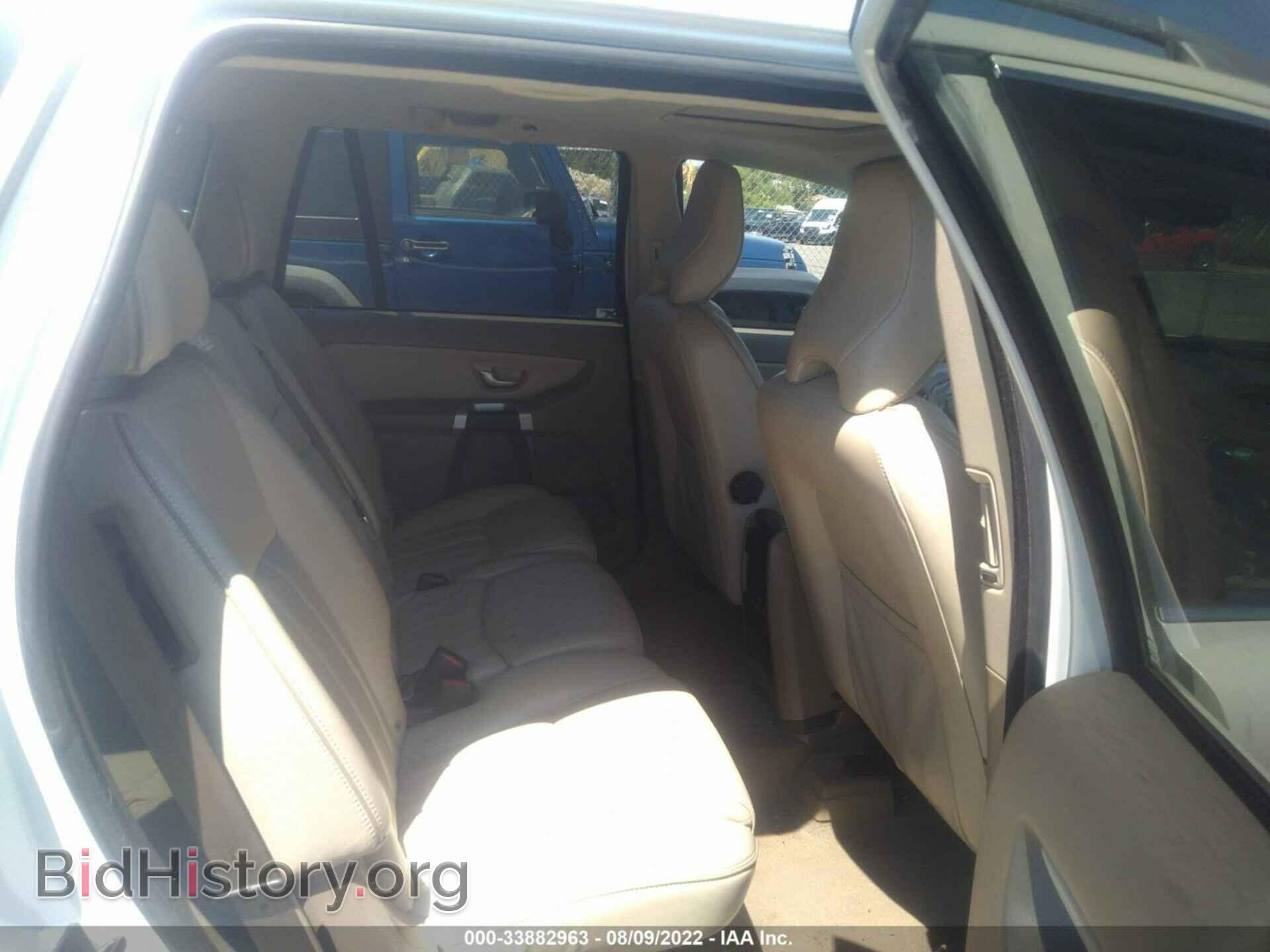 2014 VOLVO XC90 - VIN: YV4952CZ8E1687015 - Фото 8