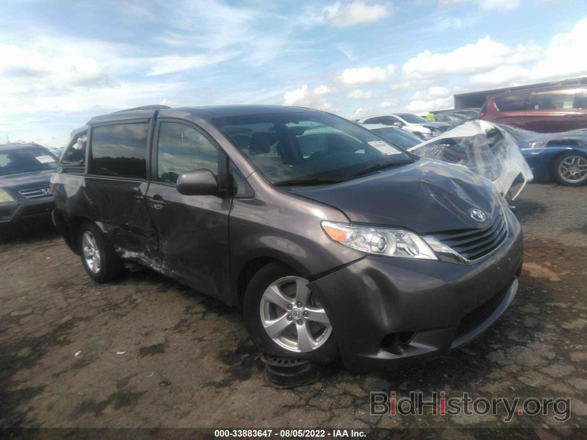 Фотография 5TDKK3DC7FS651981 - TOYOTA SIENNA 2015