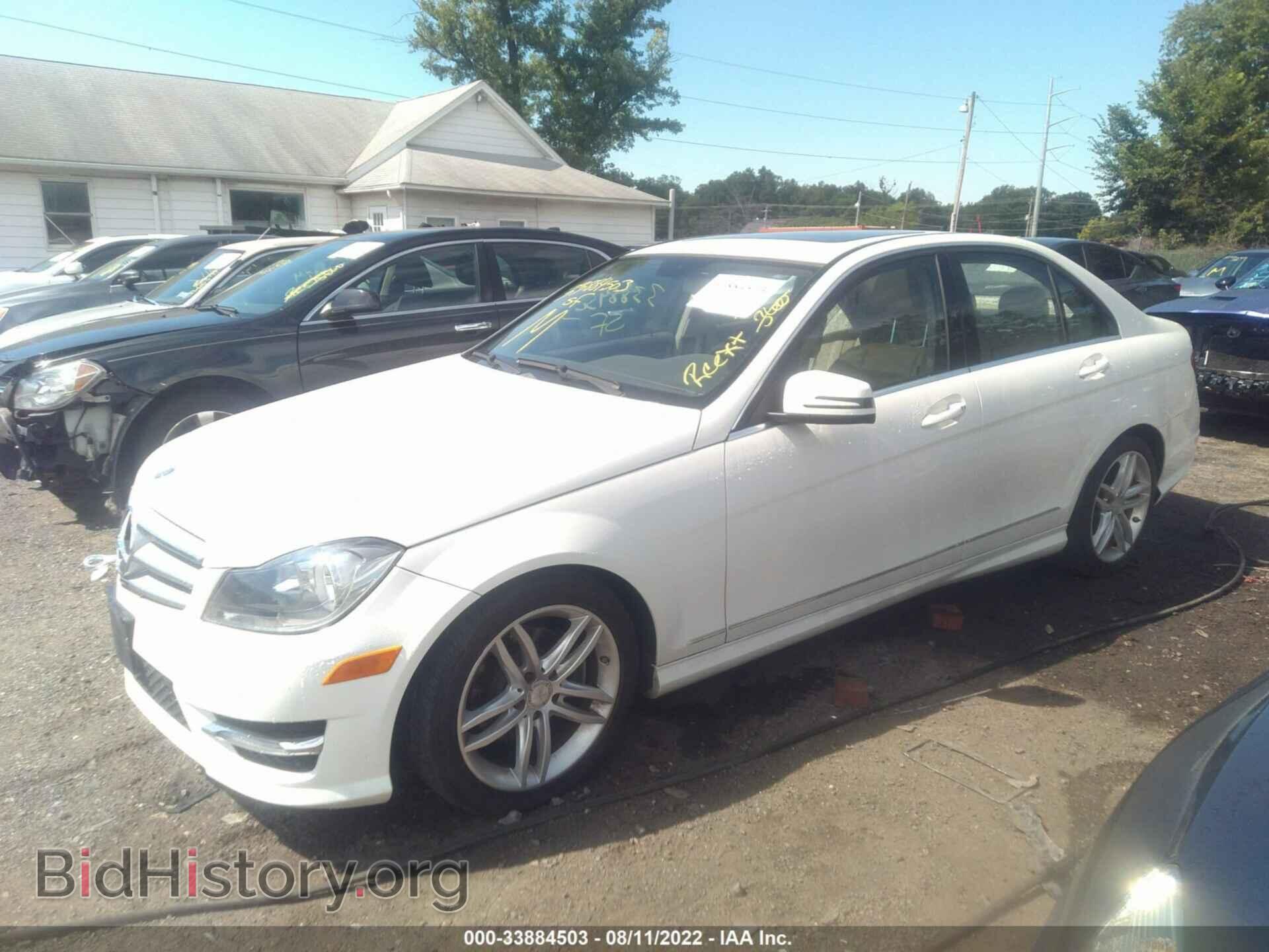 2012 MERCEDES-BENZ C-CLASS - VIN: WDDGF8BB0CR196618 - Фото 2