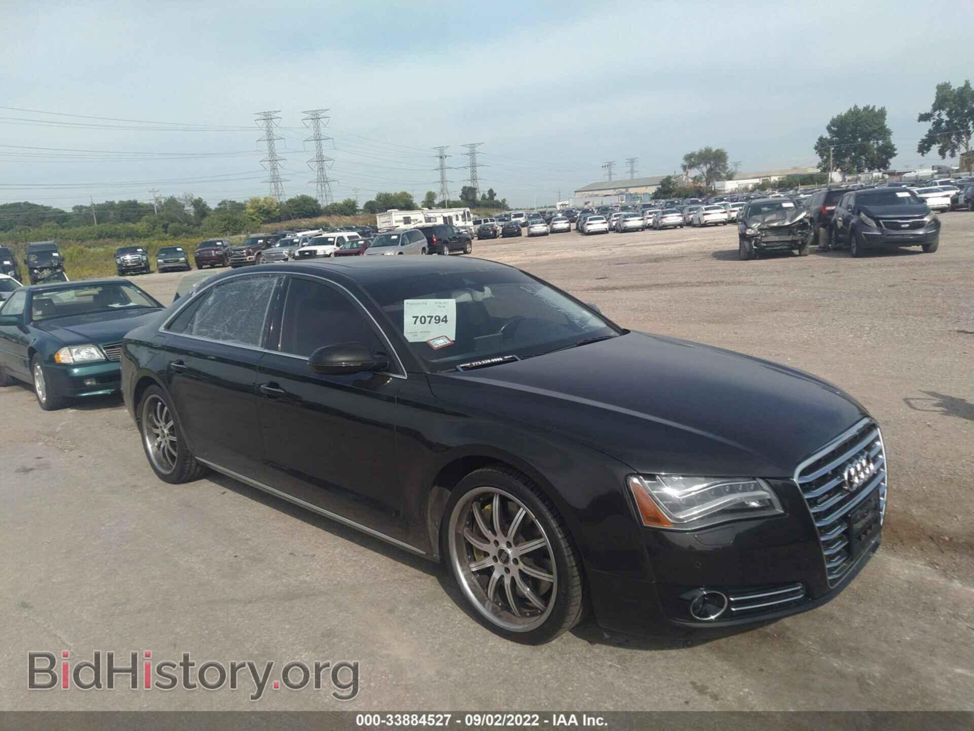 Photo WAURVAFD8BN011596 - AUDI A8 L 2011