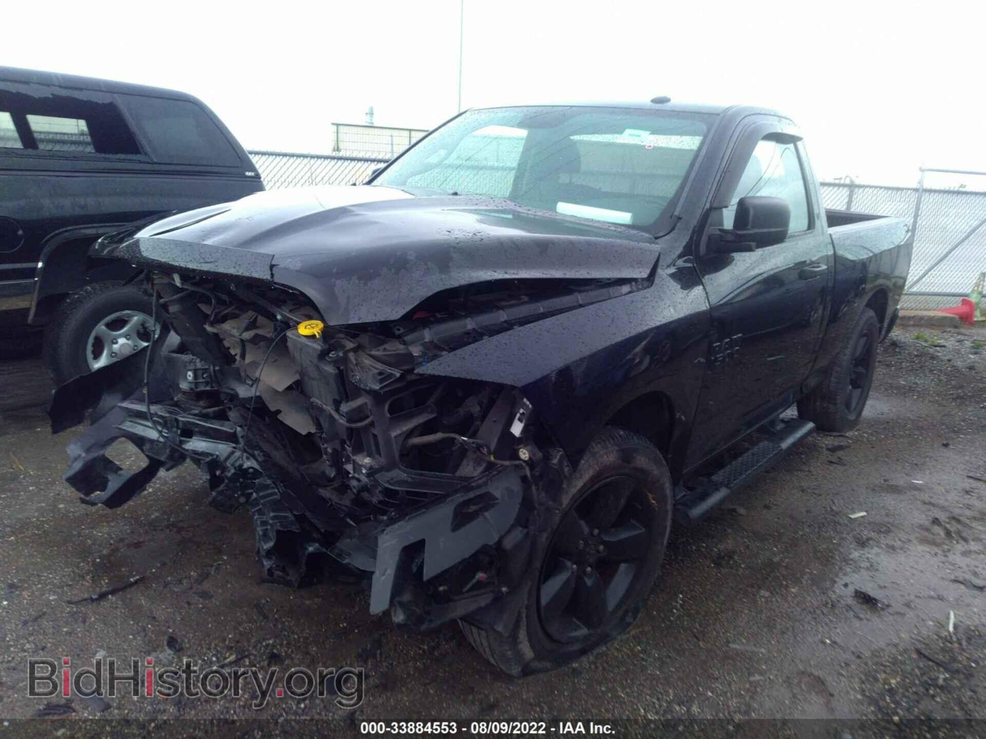 2017 RAM 1500 - VIN: 3C6JR6AG4HG598889 - Фото 2