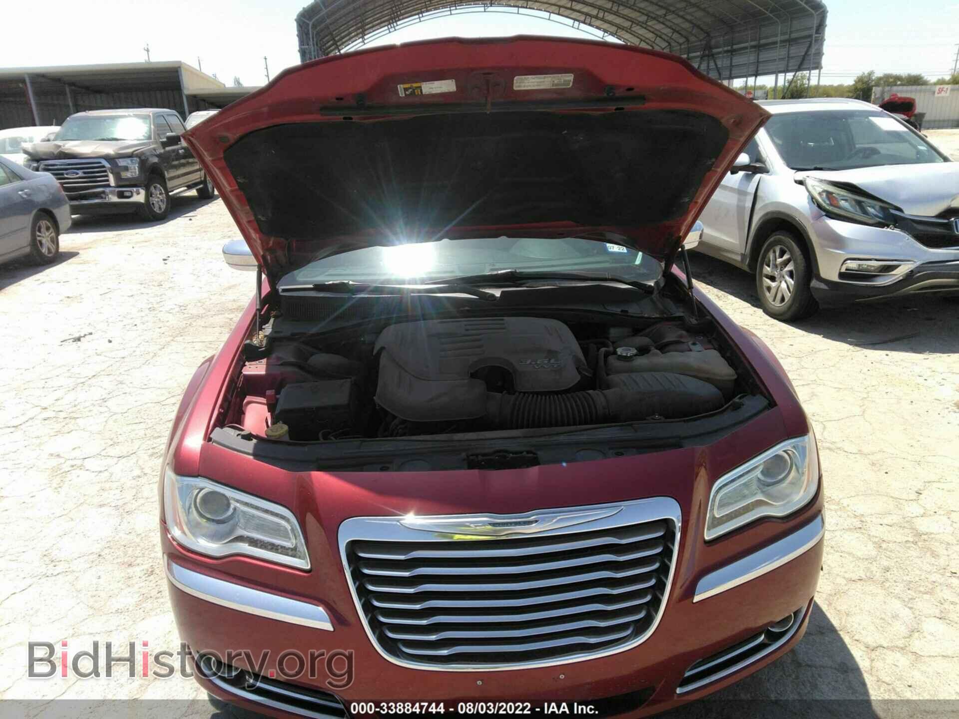 2014 CHRYSLER 300 - VIN: 2C3CCAEG3EH382192 - Фото 10