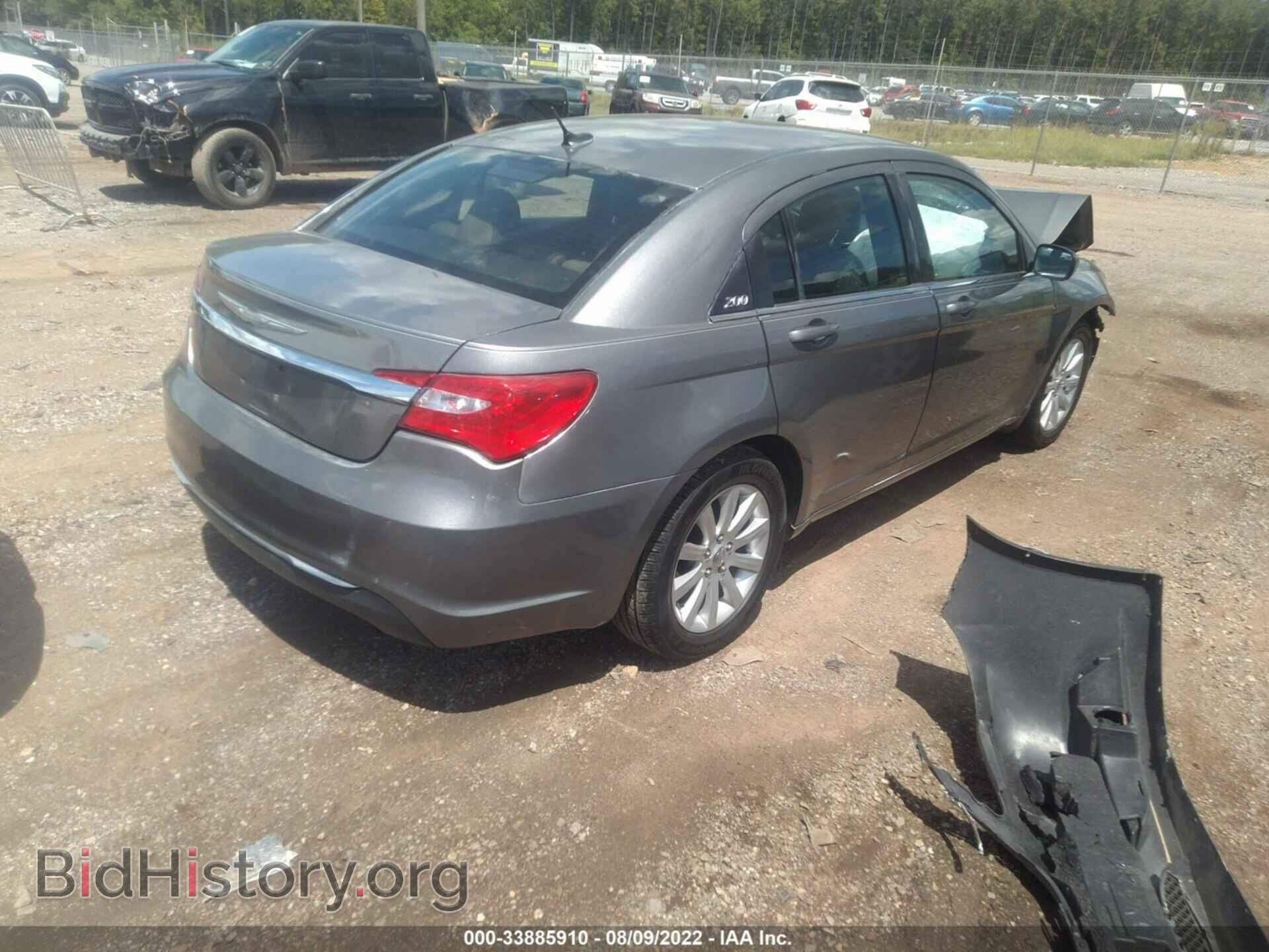 2012 CHRYSLER 200 - VIN: 1C3CCBBB4CN137405 - Фото 4