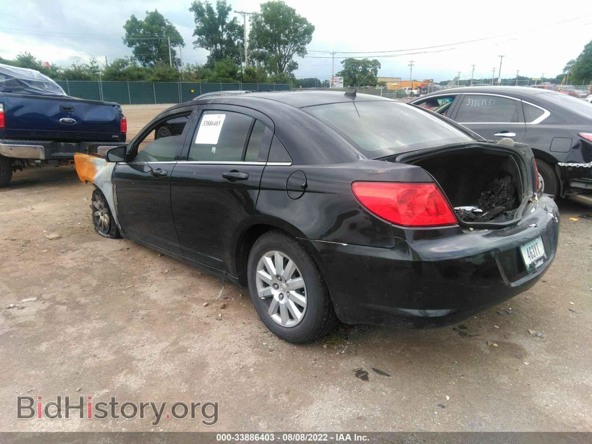 2010 CHRYSLER SEBRING - VIN: 1C3CC4FB2AN143383 - Фото 3