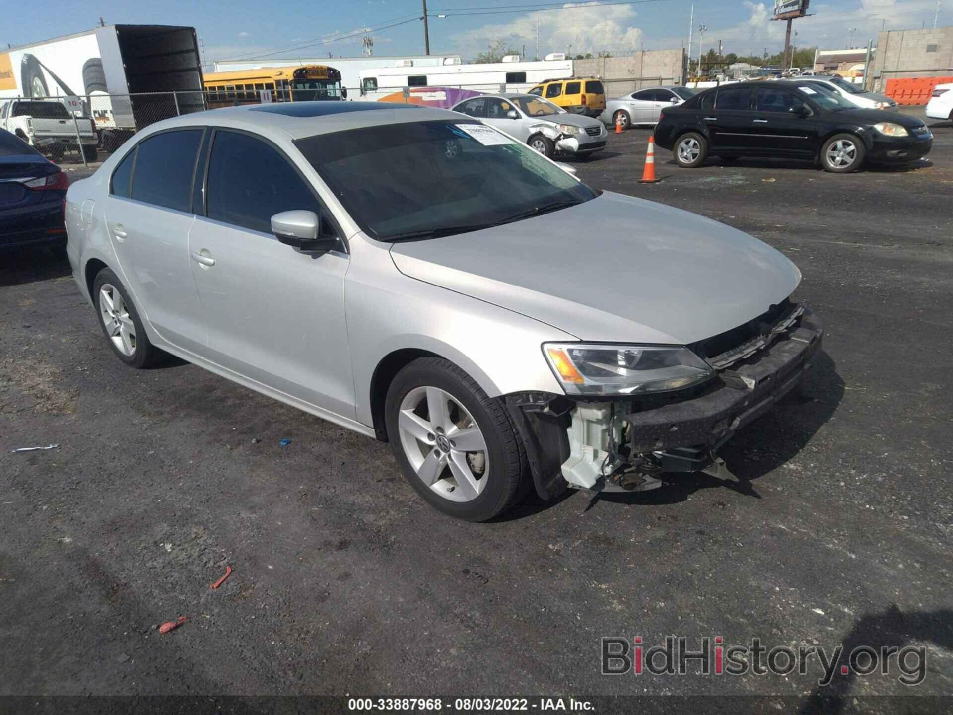 Photo 3VWLL7AJXBM043049 - VOLKSWAGEN JETTA SEDAN 2011