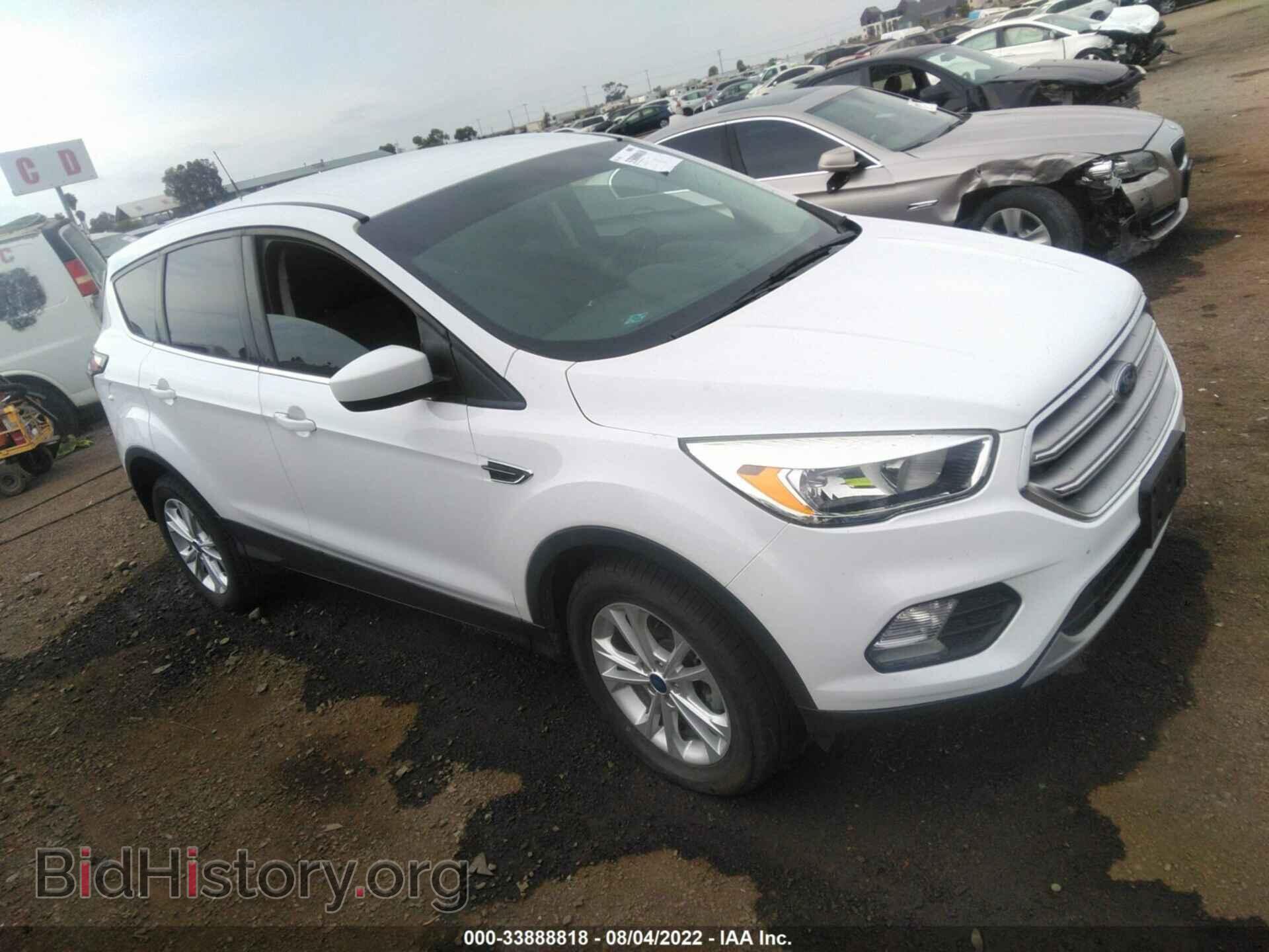 Фотография 1FMCU0GDXHUE74046 - FORD ESCAPE 2017