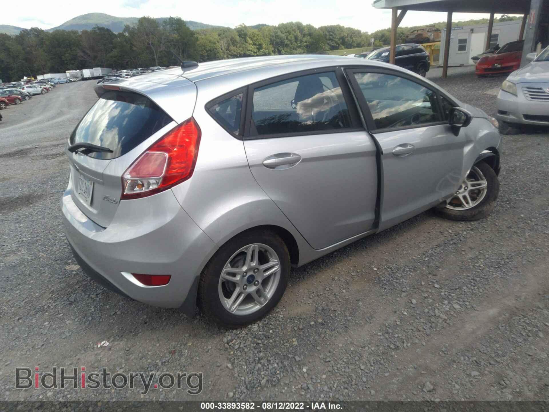 2017 FORD FIESTA - VIN: 3FADP4EJ1HM110334 - Фото 4