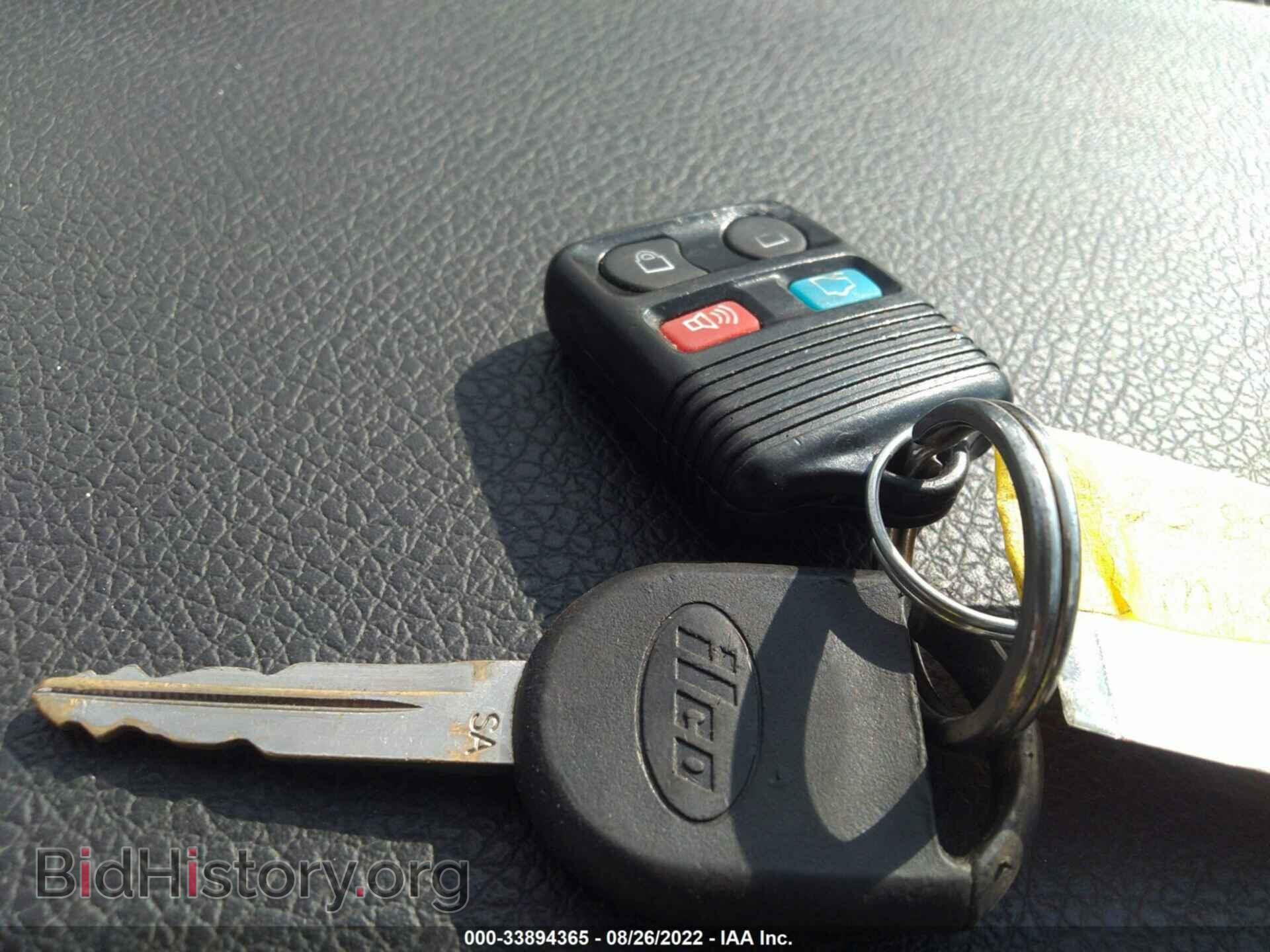 2009 FORD MUSTANG - VIN: 1ZVHT84N095111868 - Фото 11