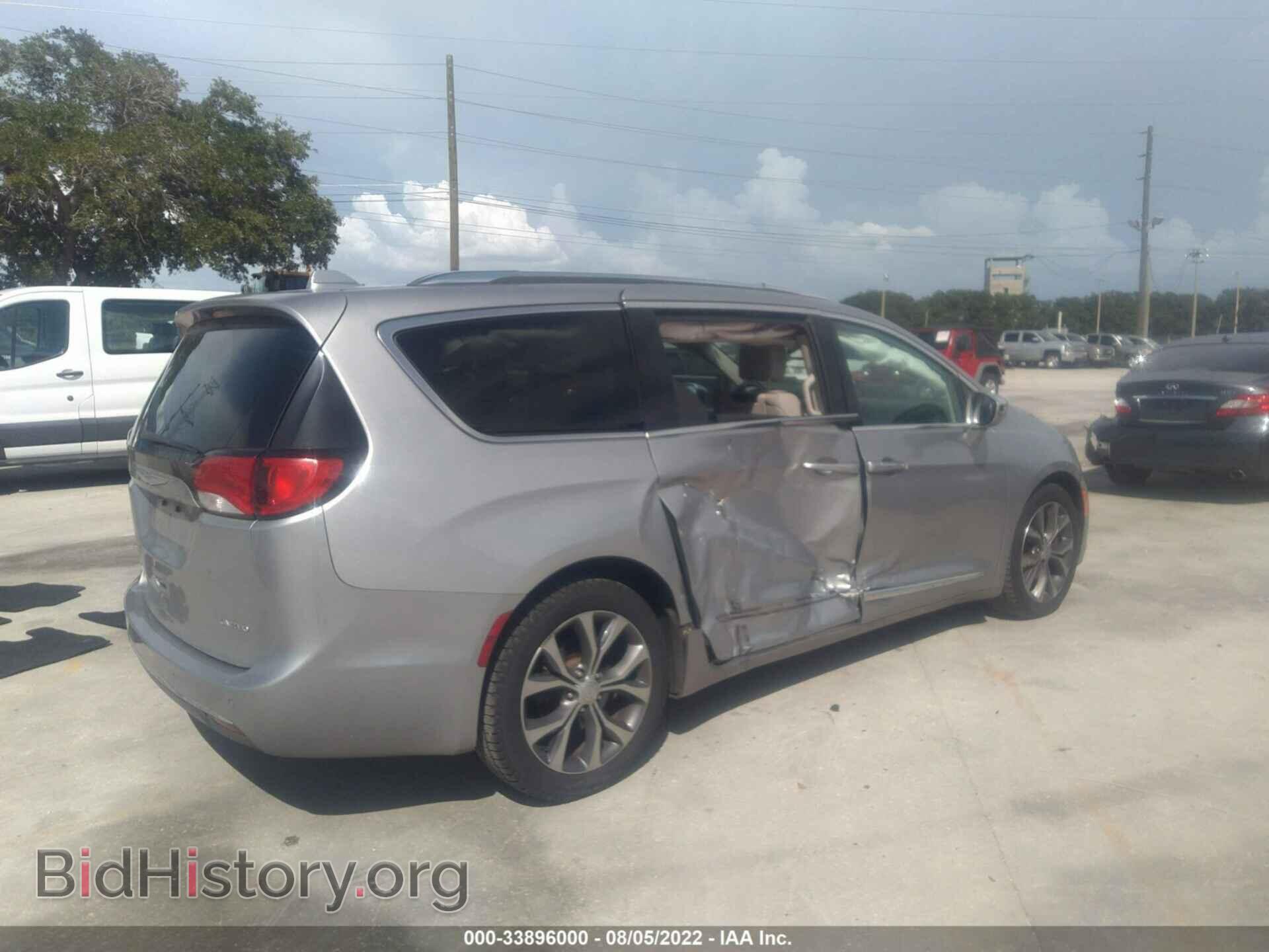 2017 CHRYSLER PACIFICA - VIN: 2C4RC1GG2HR751934 - Фото 4