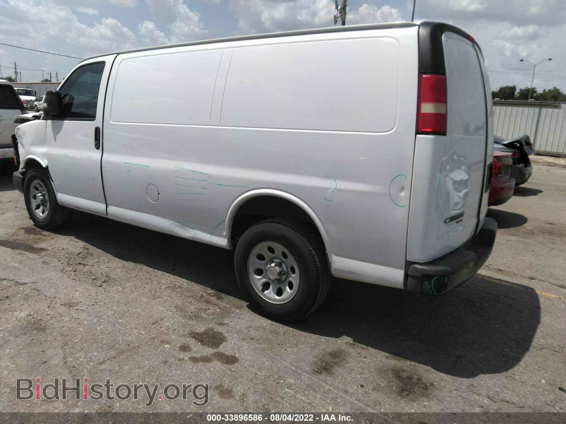 2011 CHEVROLET EXPRESS CARGO VAN - VIN: 1GCSGAFX5B1120422 - Фото 3