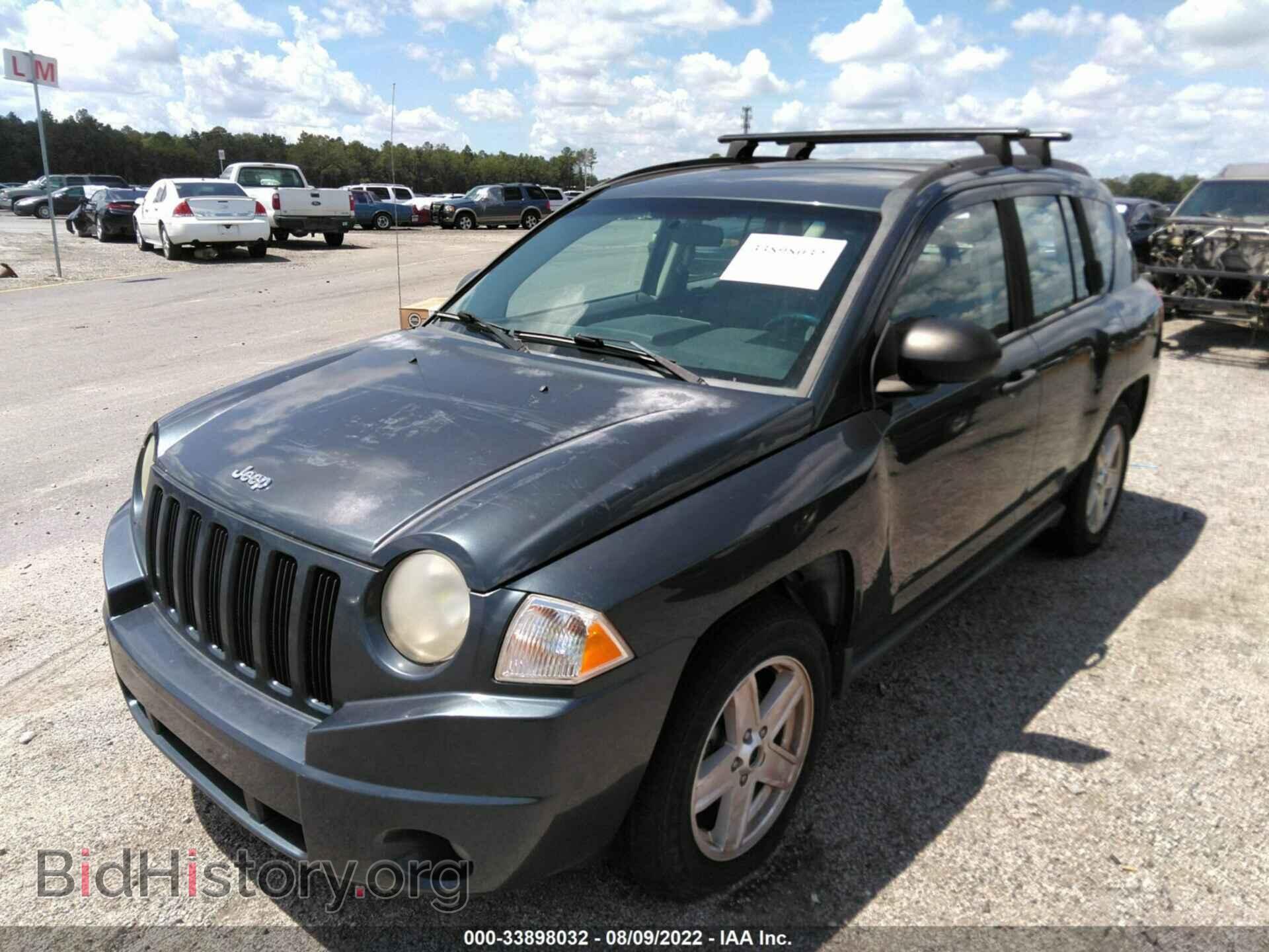 2007 JEEP COMPASS - VIN: 1J8FF47WX7D355196 - Фото 2