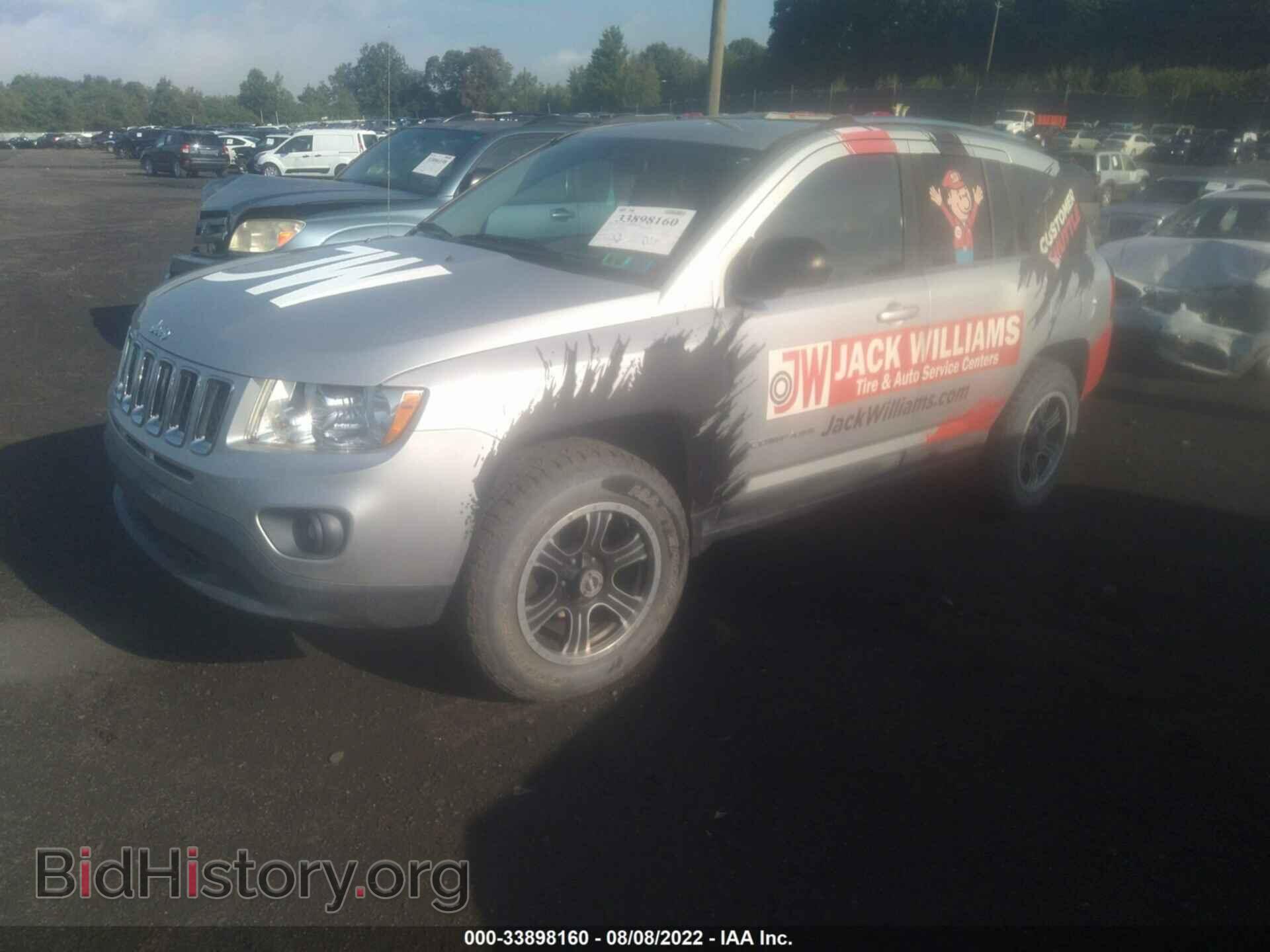 2011 JEEP COMPASS - VIN: 1J4NF1FB7BD158182 - Фото 2