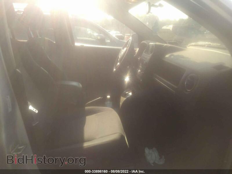 2011 Jeep COMPASS (VIN 1J4NF1FB7BD158182) — фото 5 из 11