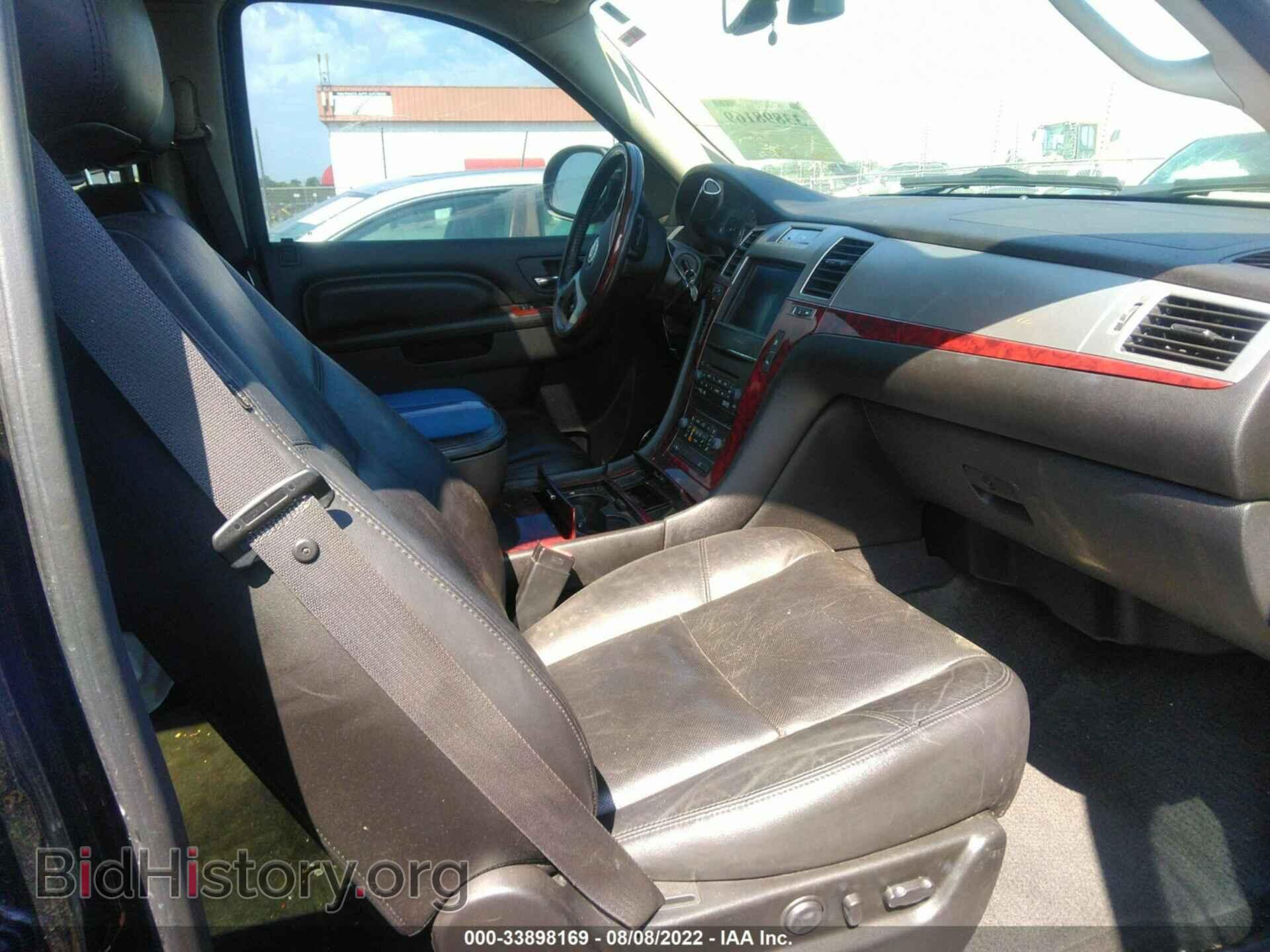 2011 CADILLAC ESCALADE - VIN: 1GYS4CEF1BR367011 - Фото 5
