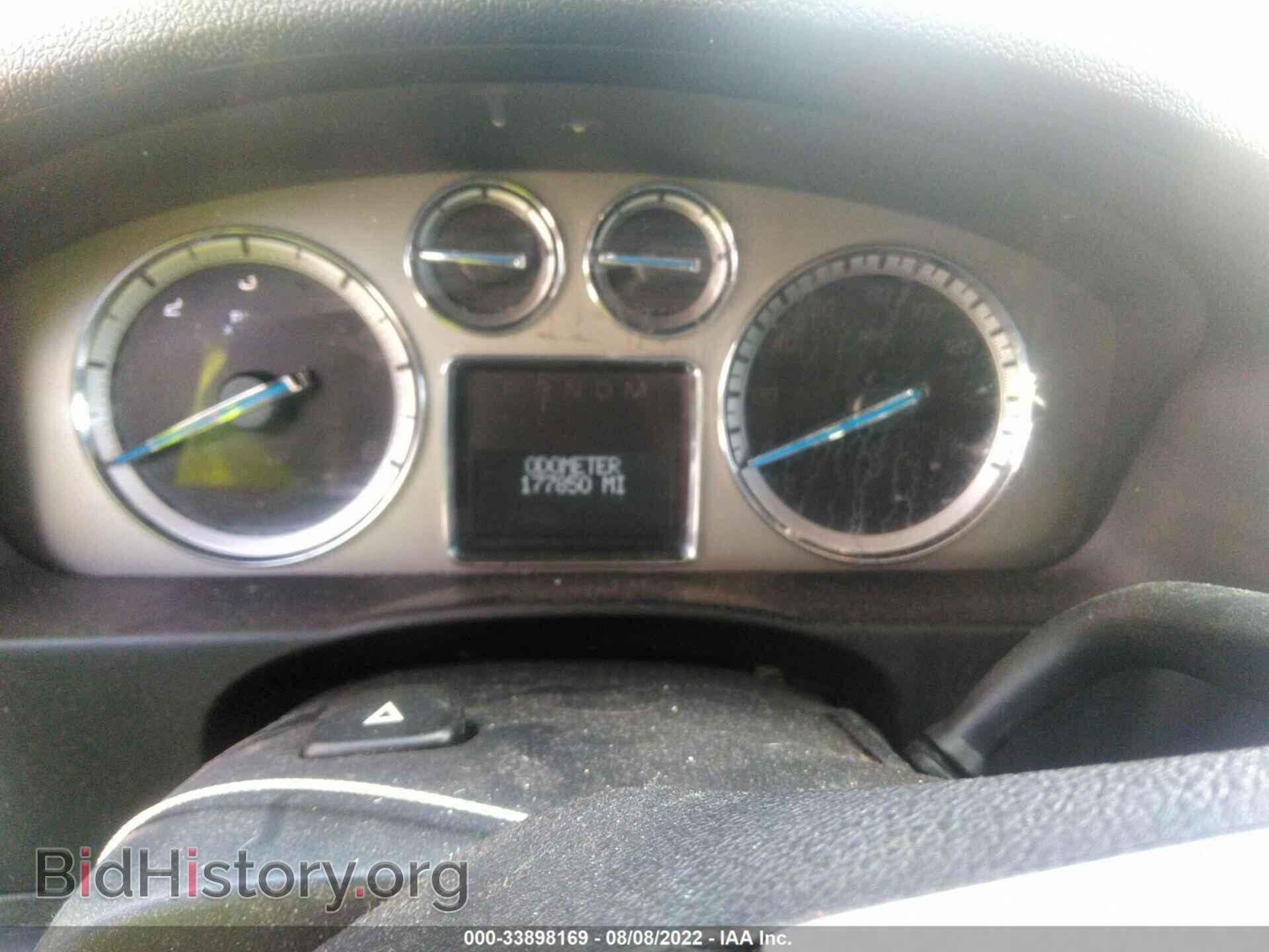 2011 CADILLAC ESCALADE - VIN: 1GYS4CEF1BR367011 - Фото 7