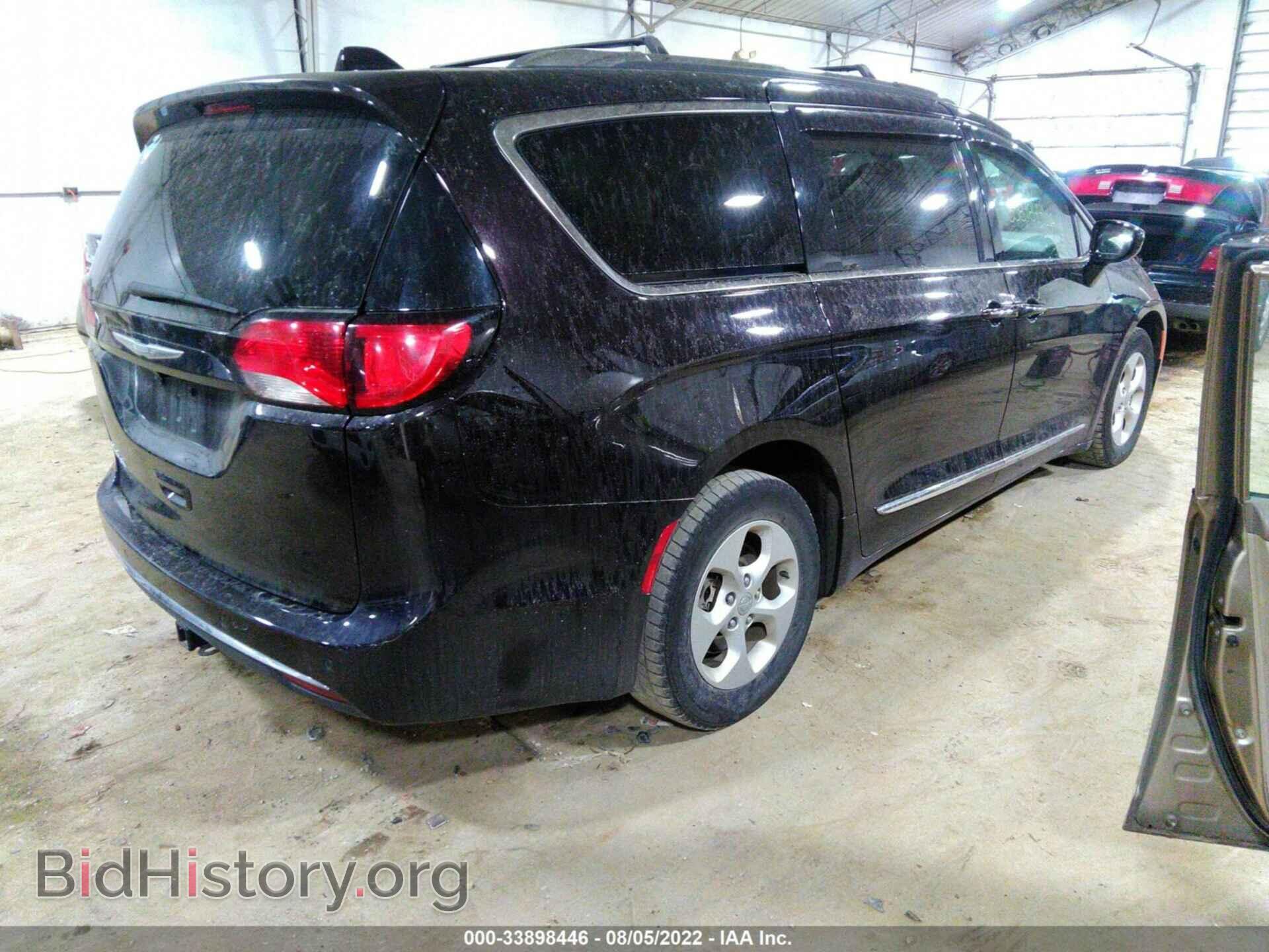 2017 CHRYSLER PACIFICA - VIN: 2C4RC1EG2HR532183 - Photo 4