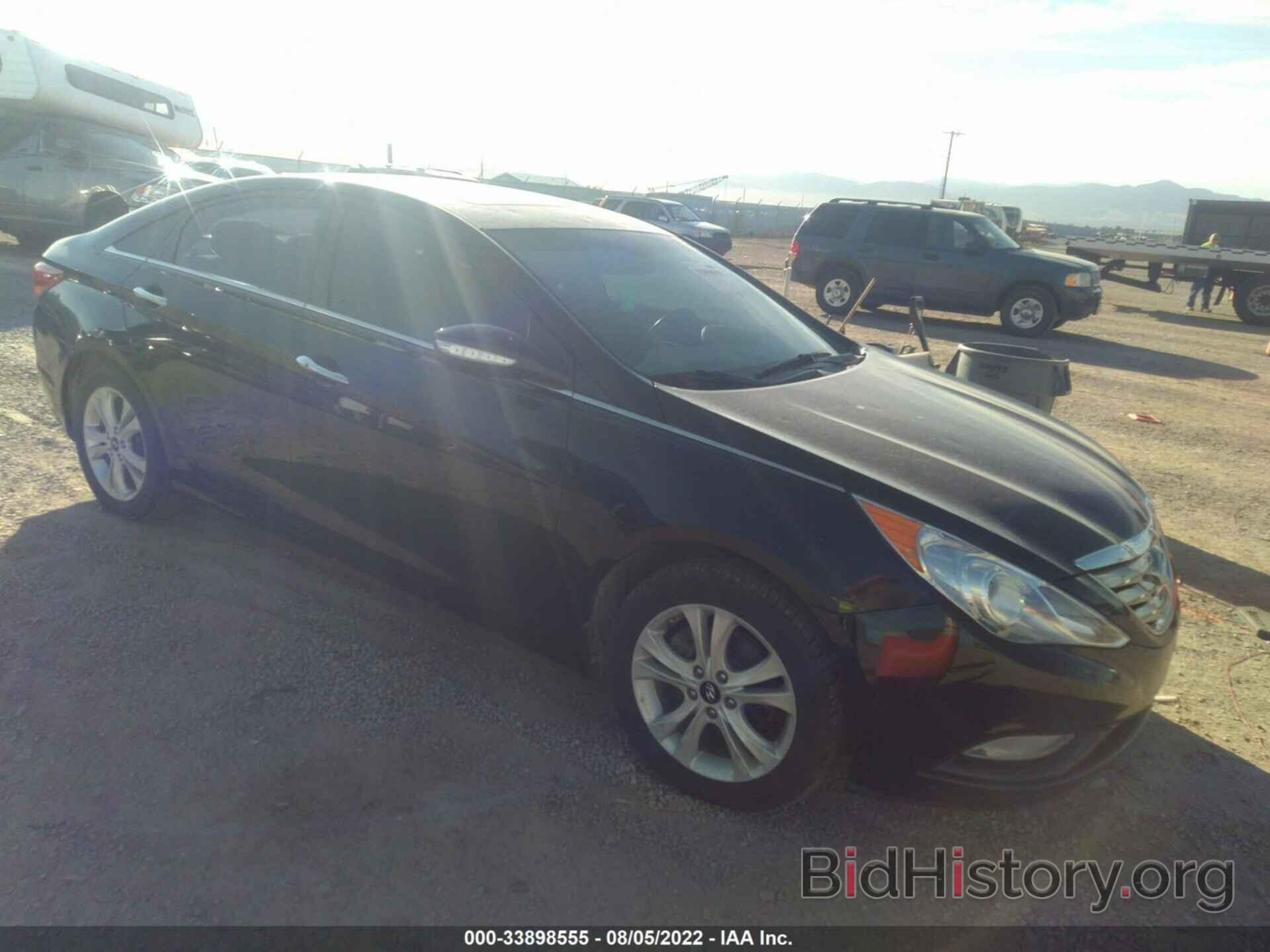 Photo 5NPEC4AC3BH070787 - HYUNDAI SONATA 2011