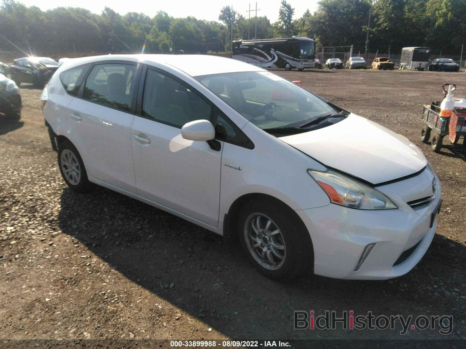 Фотография JTDZN3EU3C3063781 - TOYOTA PRIUS V 2012