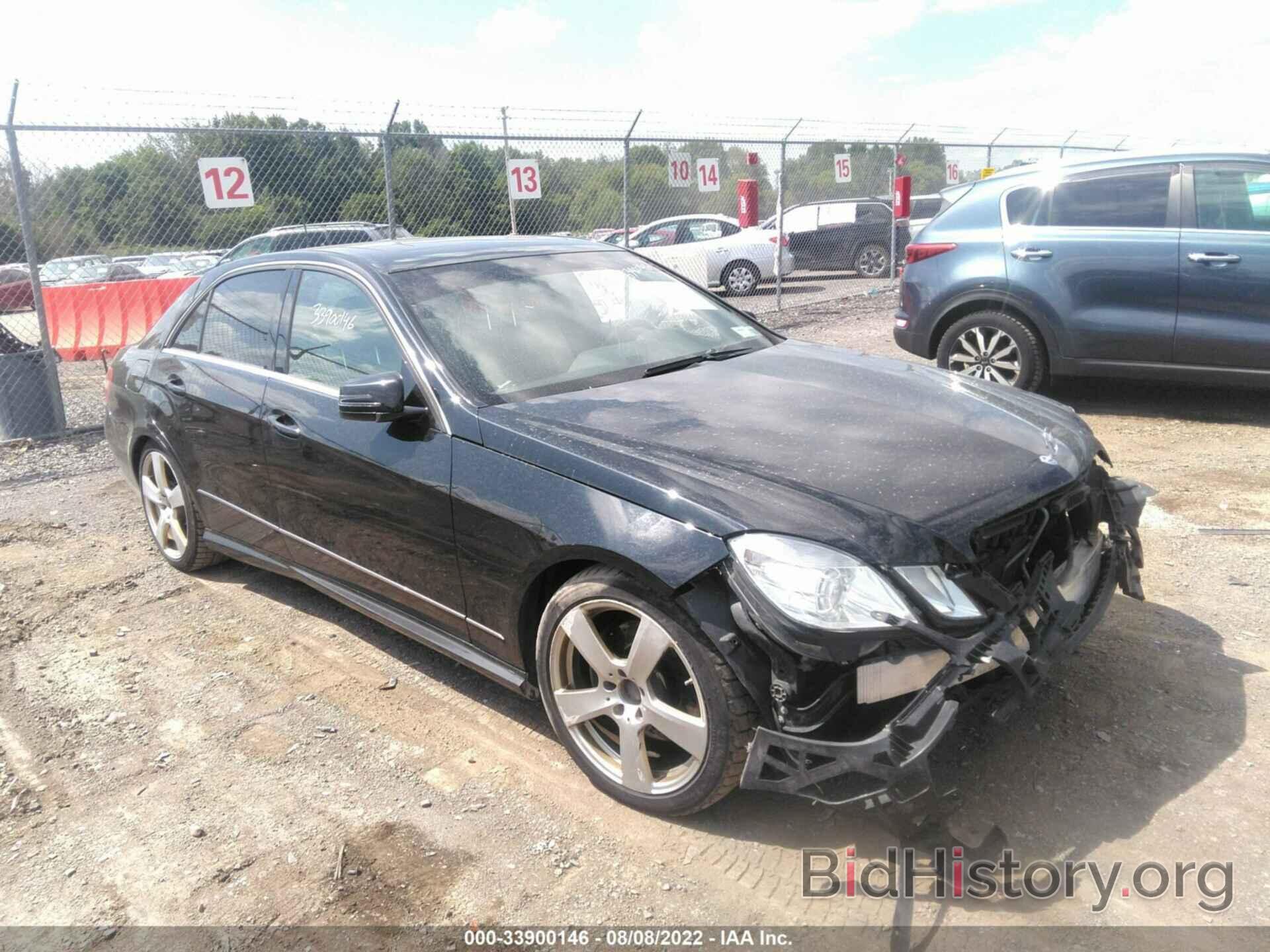 Photo WDDHF8HB7BA495628 - MERCEDES-BENZ E-CLASS 2011