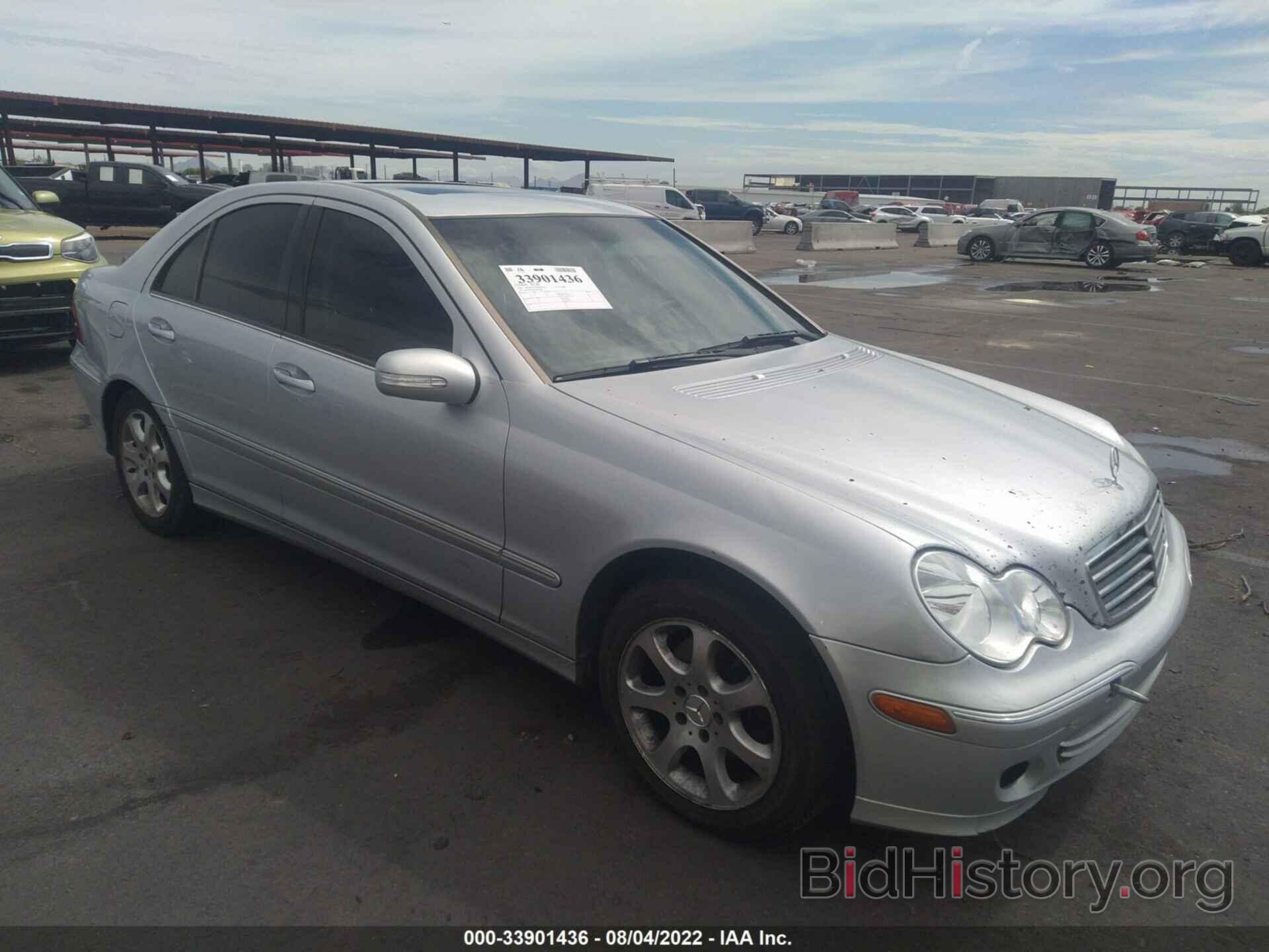 Photo WDBRF92H66F799008 - MERCEDES-BENZ C-CLASS 2006