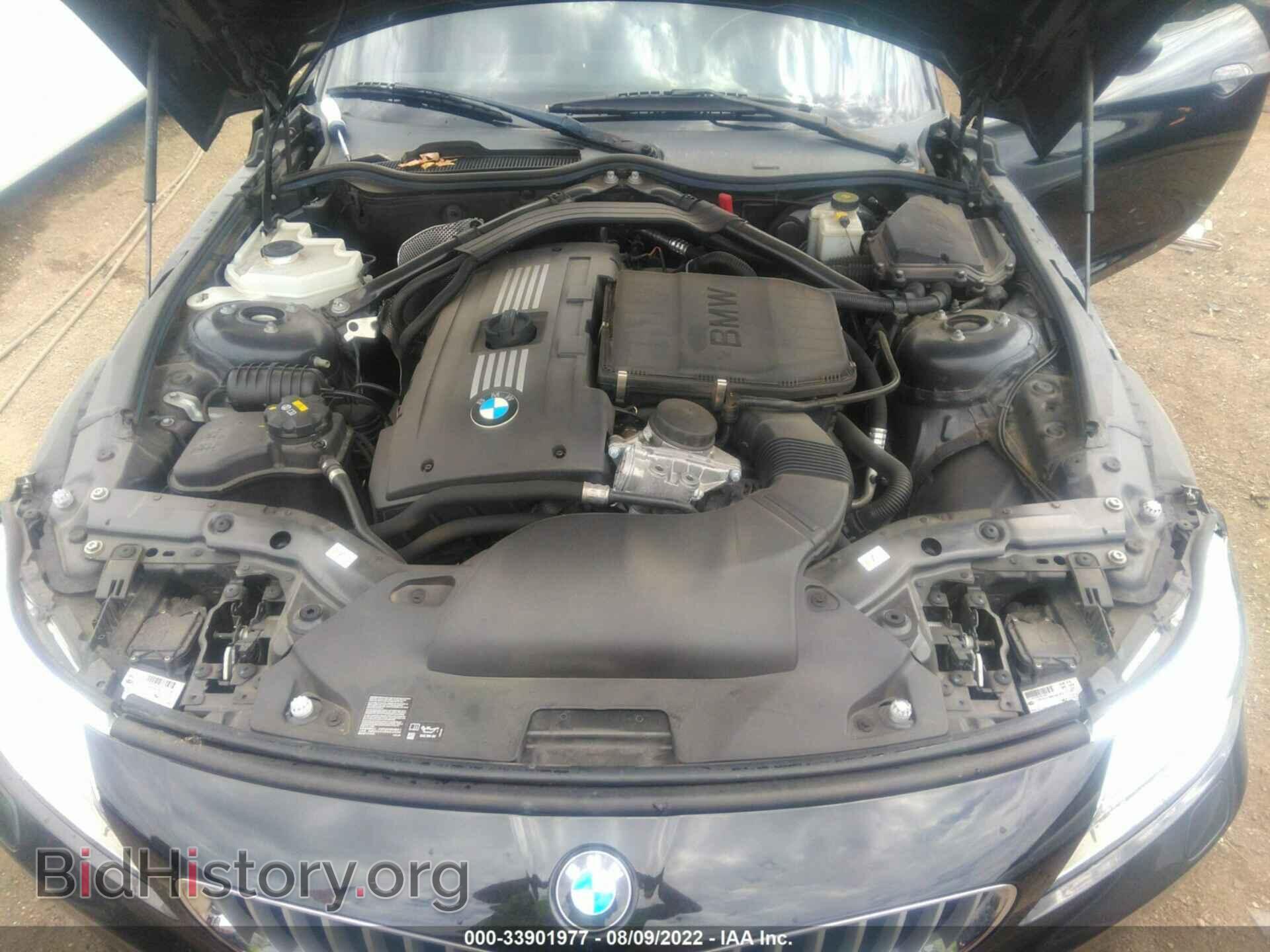 2016 BMW Z4 - VIN: WBALM7C59G5B60232 - Фото 10