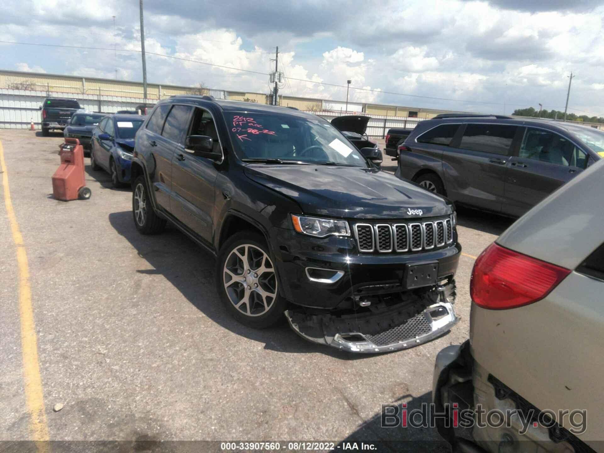 Photo 1C4RJEBG1JC205029 - JEEP GRAND CHEROKEE 2018