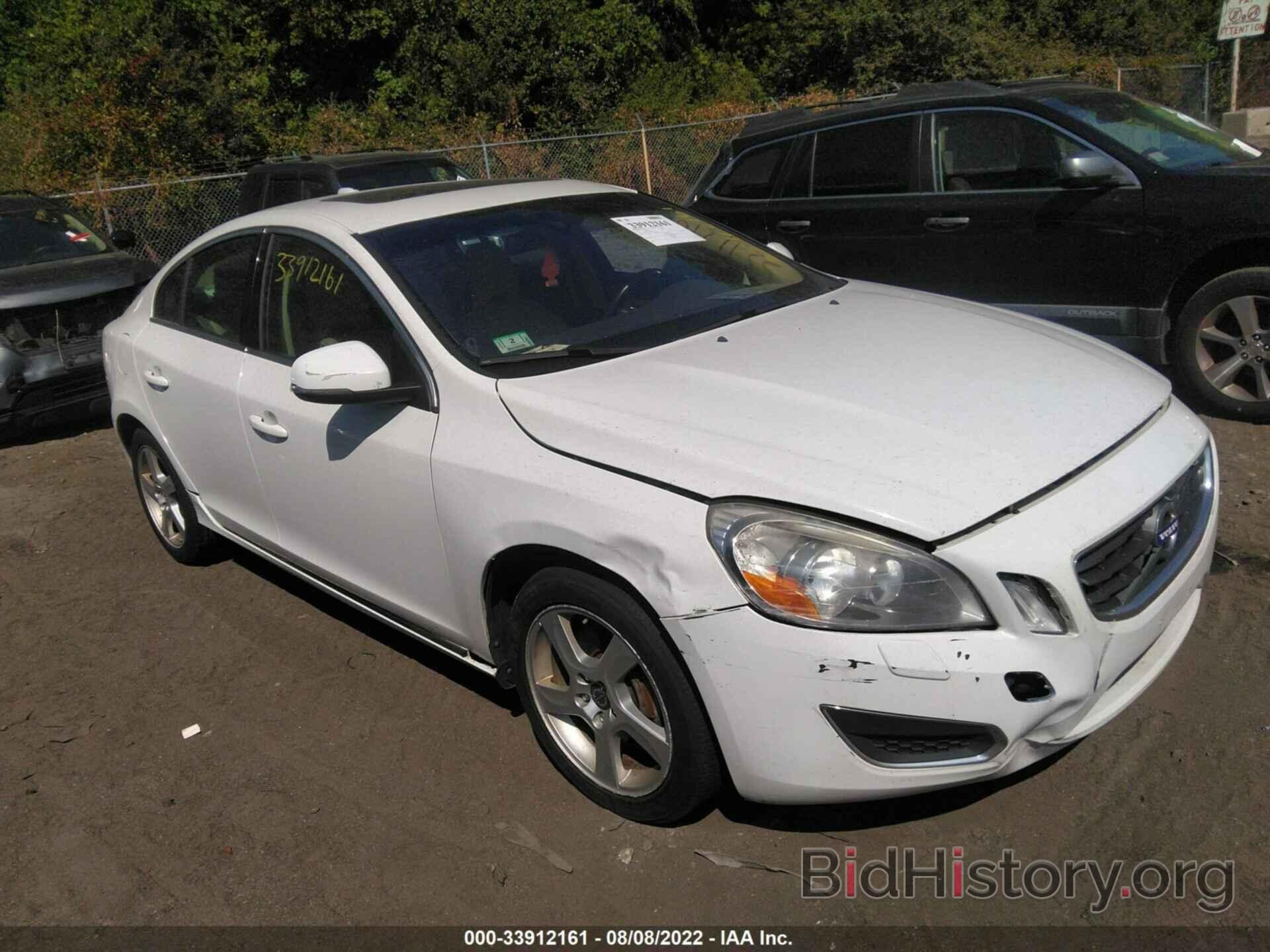 Photo YV1612FSXD2201985 - VOLVO S60 2013