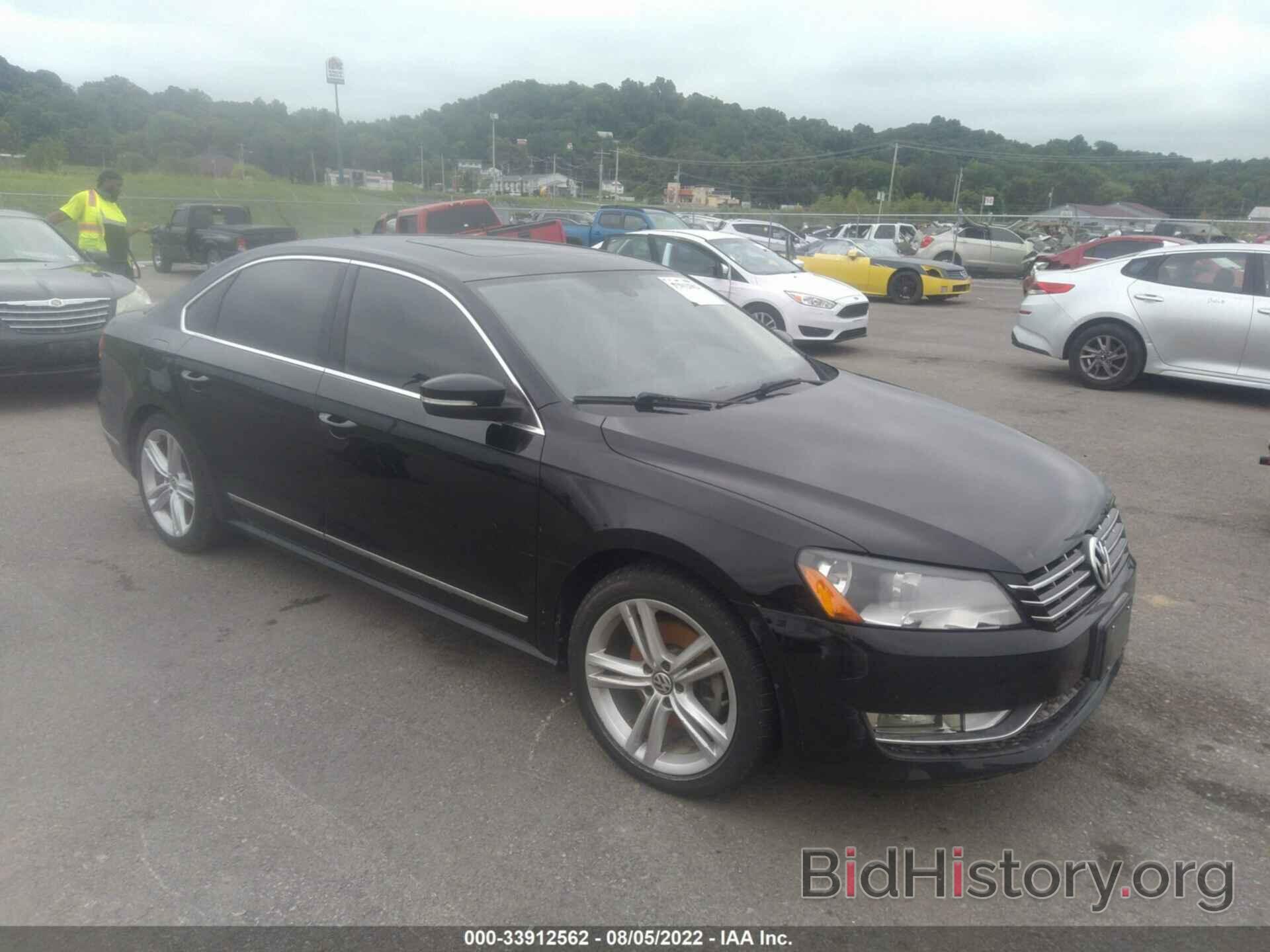 Photo 1VWCN7A3XEC076733 - VOLKSWAGEN PASSAT 2014