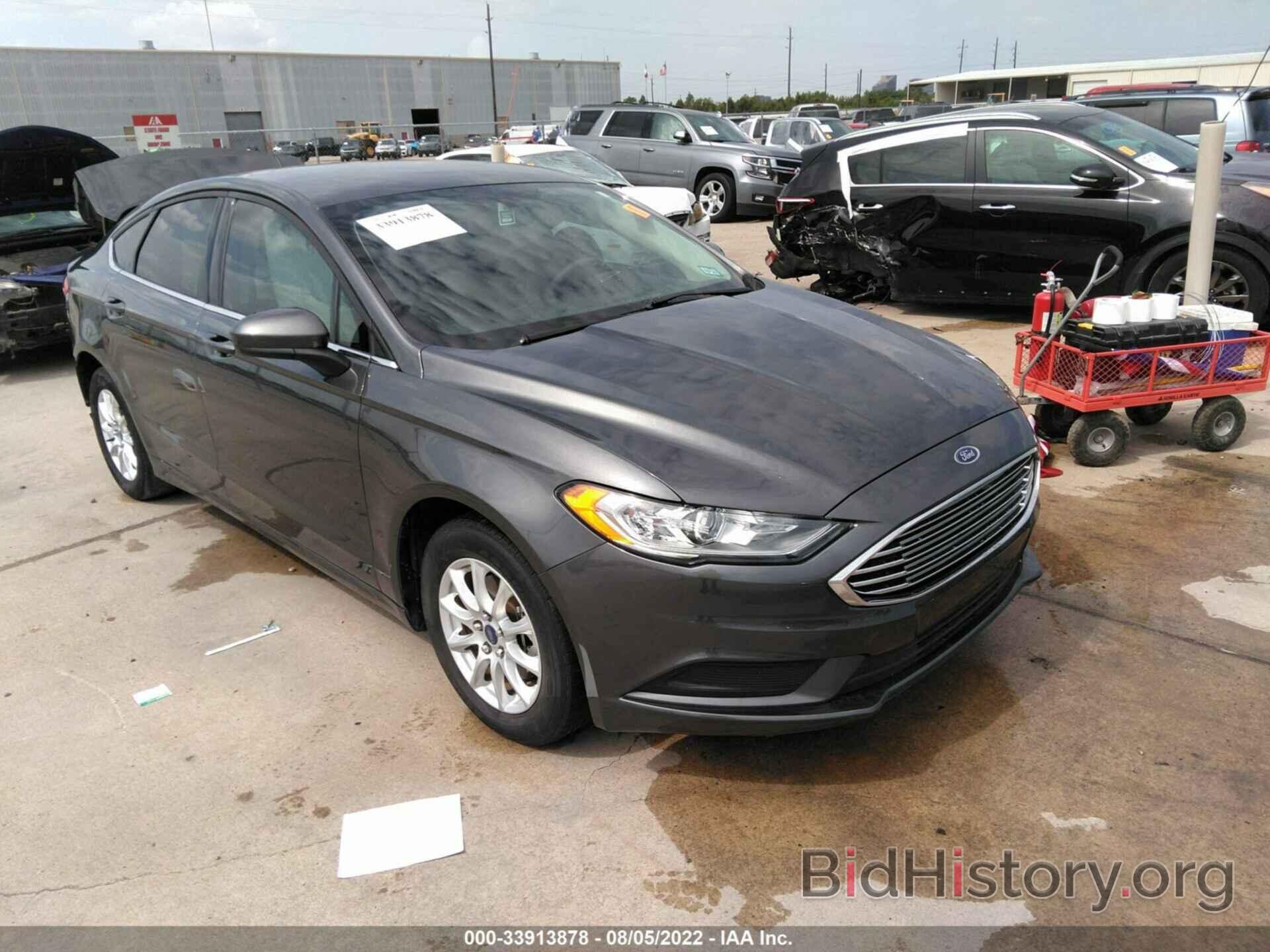 Photo 3FA6P0G73HR415582 - FORD FUSION 2017