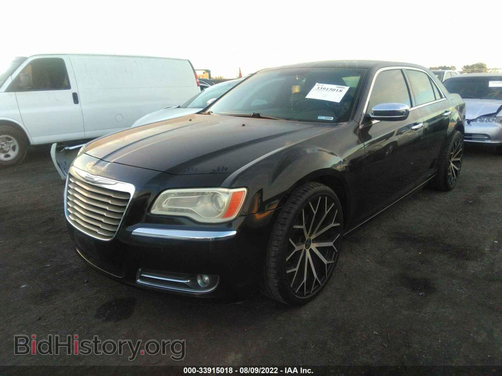 2012 CHRYSLER 300 - VIN: 2C3CCACG8CH231462 - Photo 2
