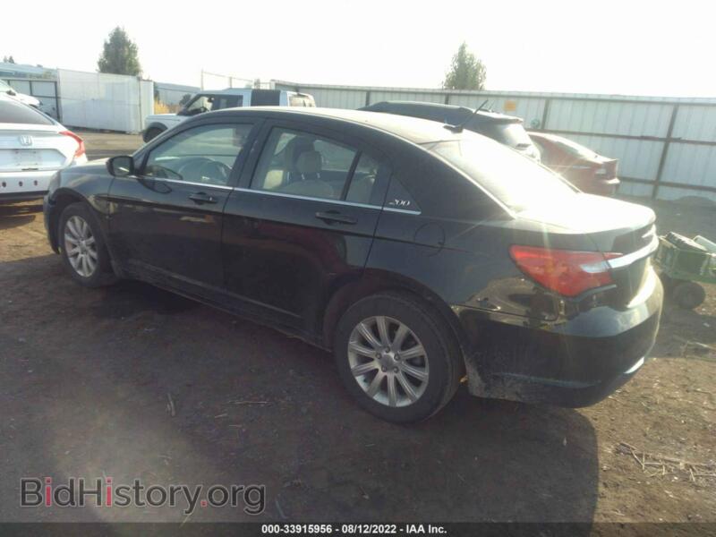2013 Chrysler 200 (VIN 1C3CCBBB8DN723090) — фото 3 из 11
