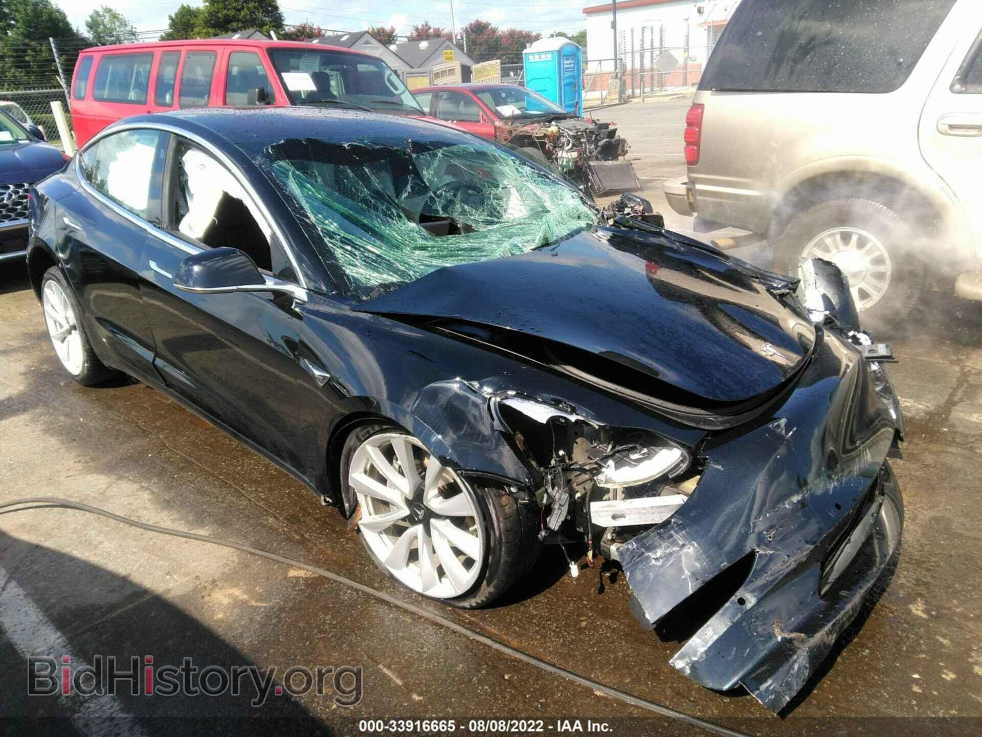 Фотография 5YJ3E1EAXJF042393 - TESLA MODEL 3 2018