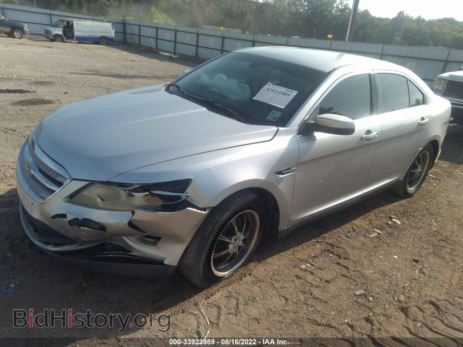 2010 FORD TAURUS - VIN: 1FAHP2EWXAG147268 - Фото 2