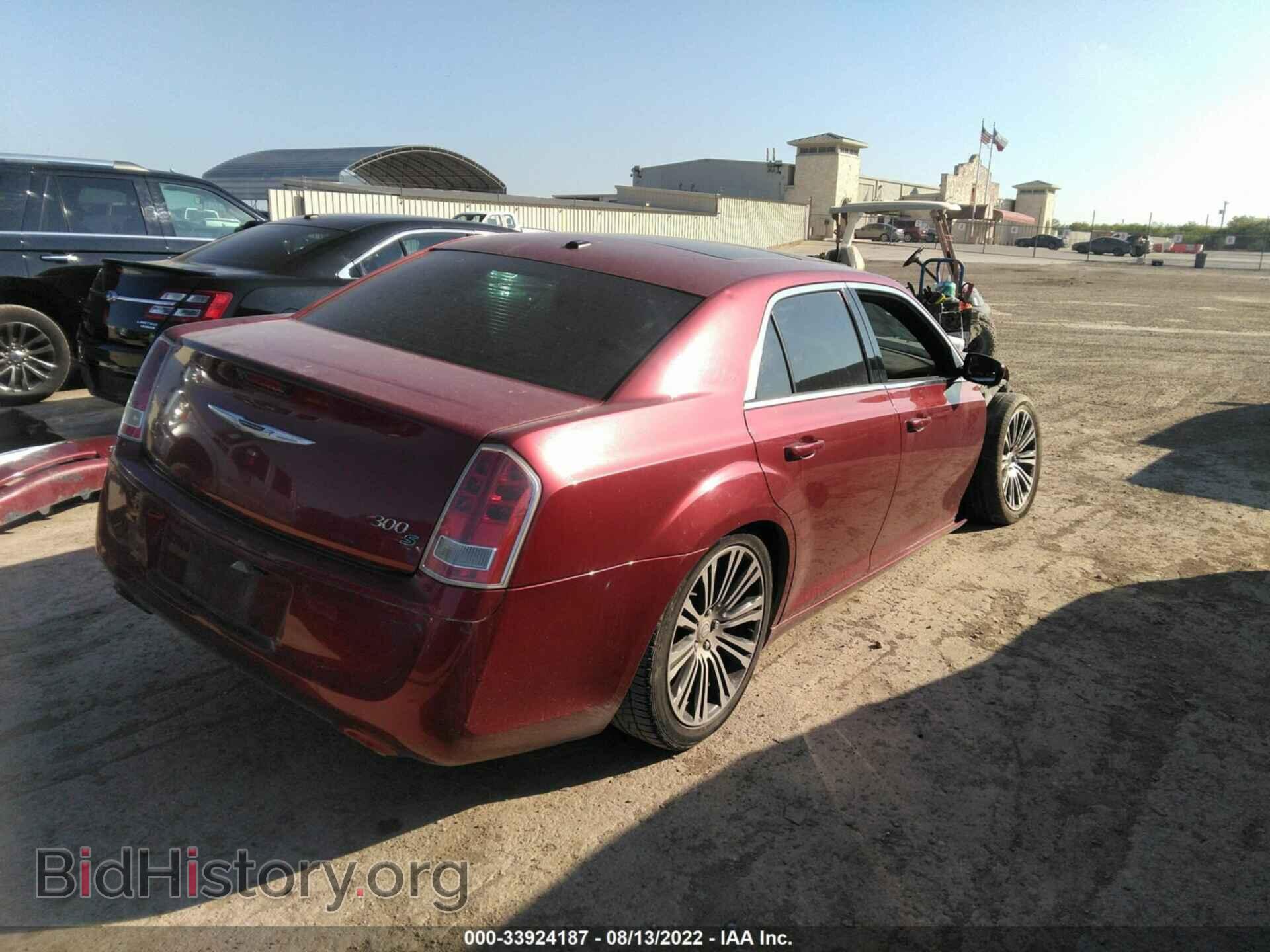 2013 CHRYSLER 300 - VIN: 2C3CCABG6DH703628 - Фото 4