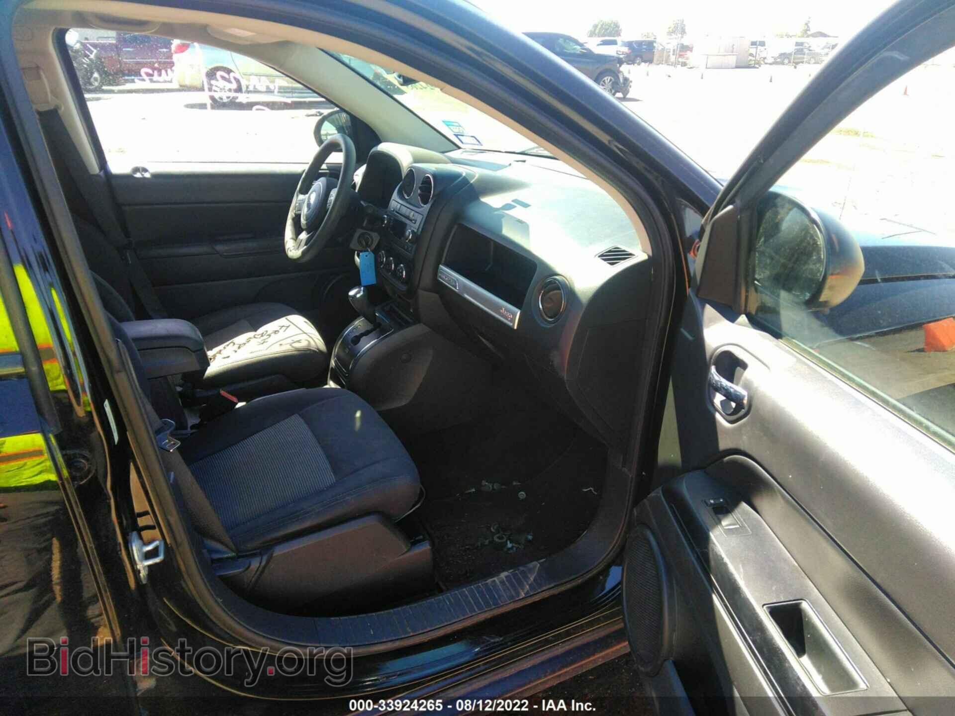 2016 JEEP COMPASS - VIN: 1C4NJCBA8GD674975 - Фото 5