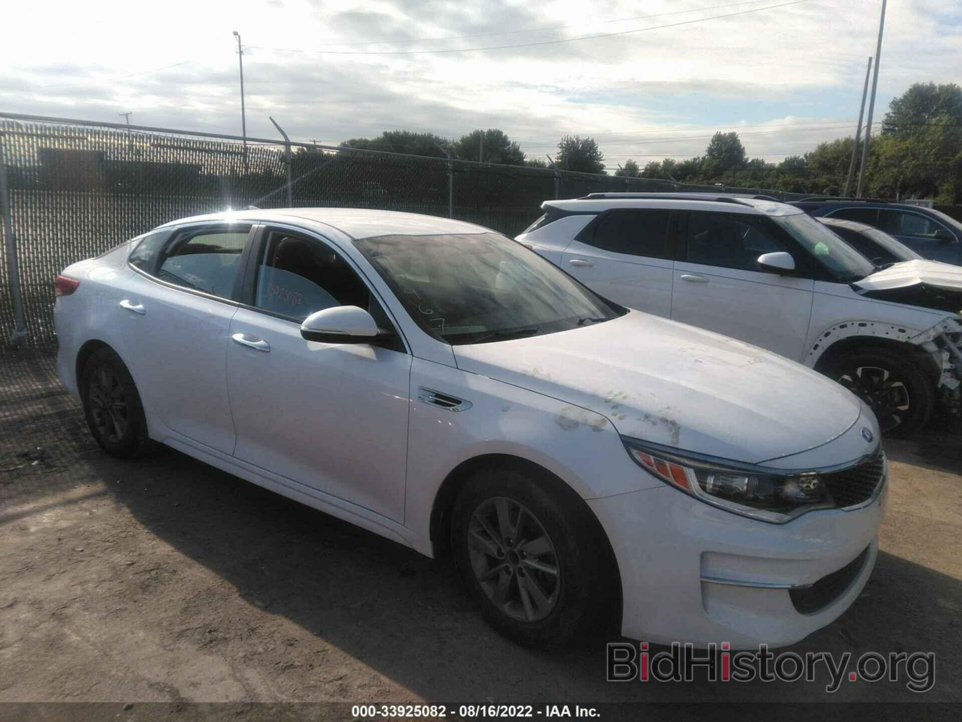 Photo 5XXGT4L18JG225655 - KIA OPTIMA 2018