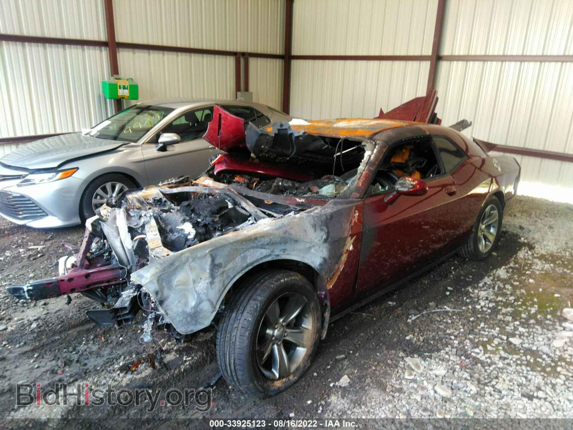 2019 DODGE CHALLENGER - VIN: 2C3CDZAG5KH669109 - Photo 2